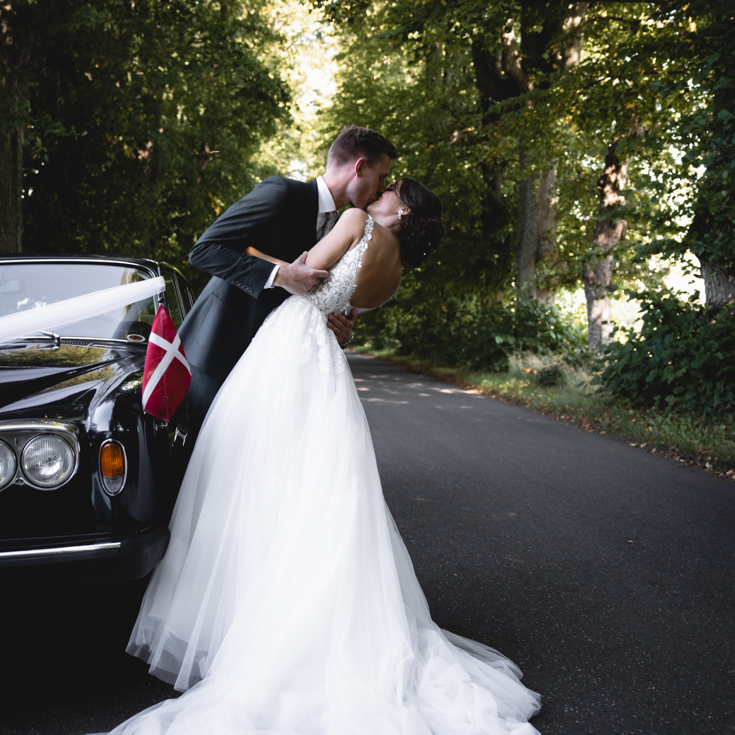 Reviews. Professional wedding photographer in Copenhagen, Denmark — Julia Byron