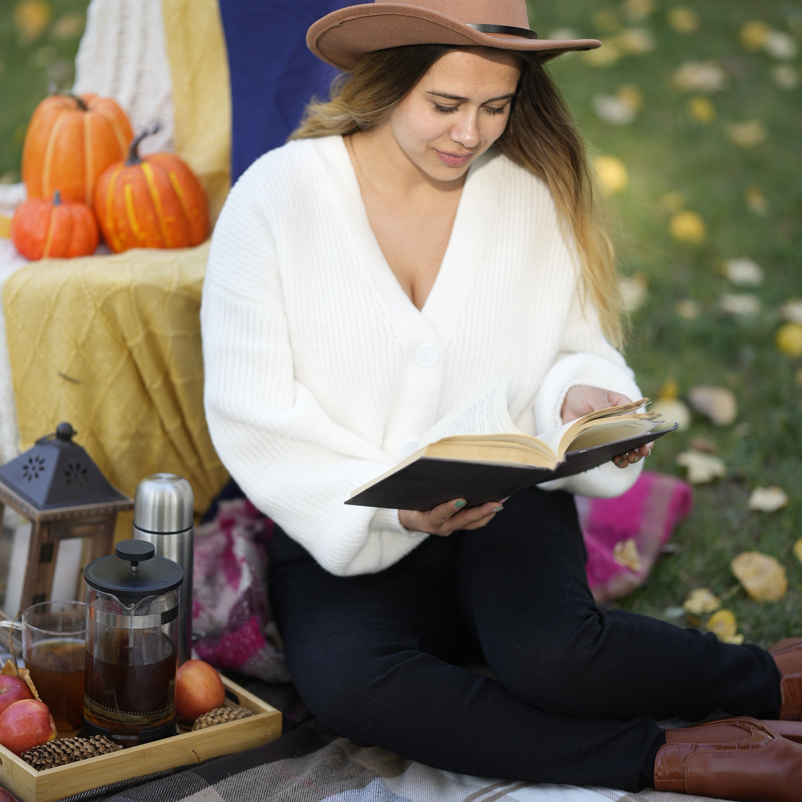 Reviews. Calgary Portrait & Family and Child Photographer