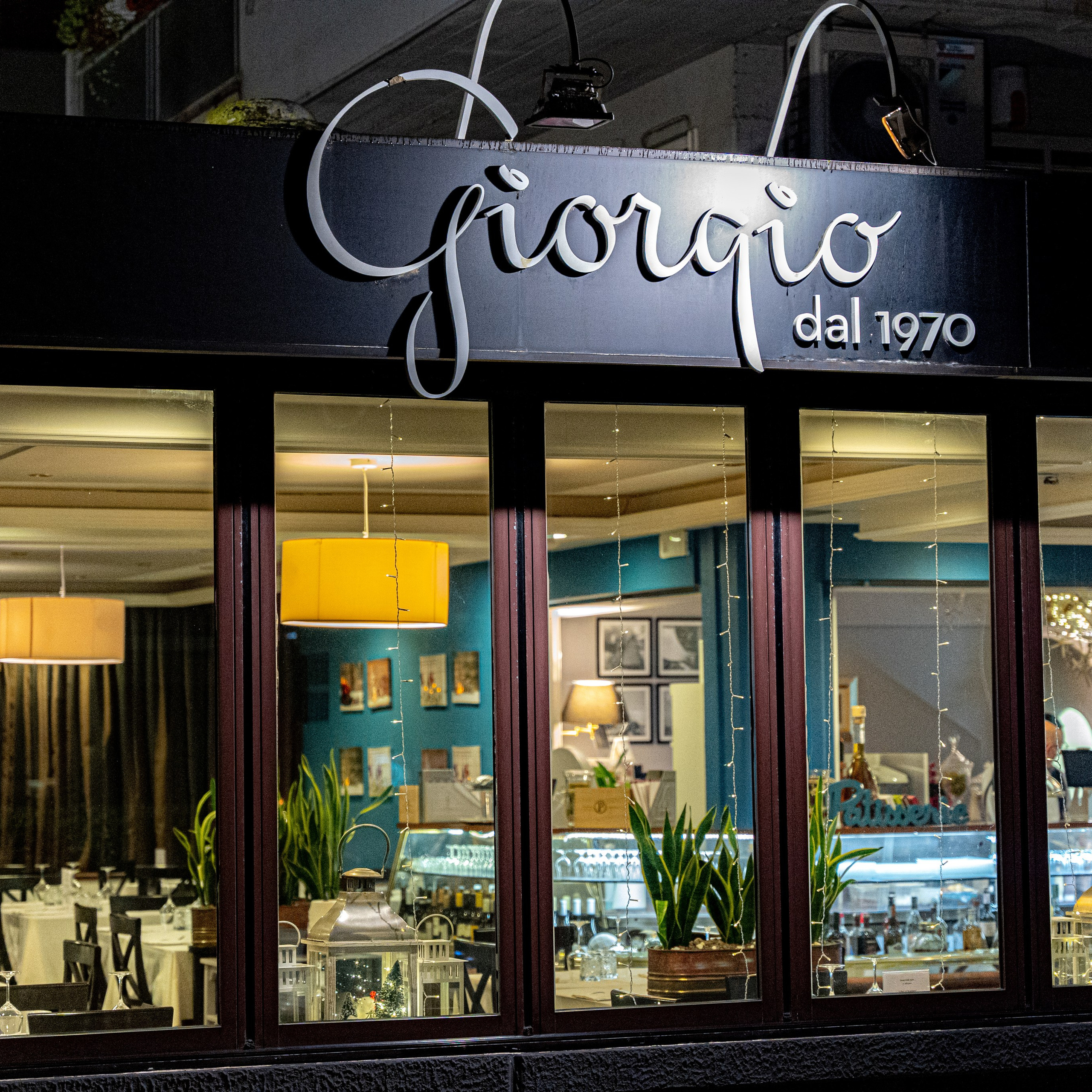 Aziende, Ristoranti e altro. Fotografo di famiglia, neonati, maternity, ritratti, matrimoni, cerimonie, Rimini