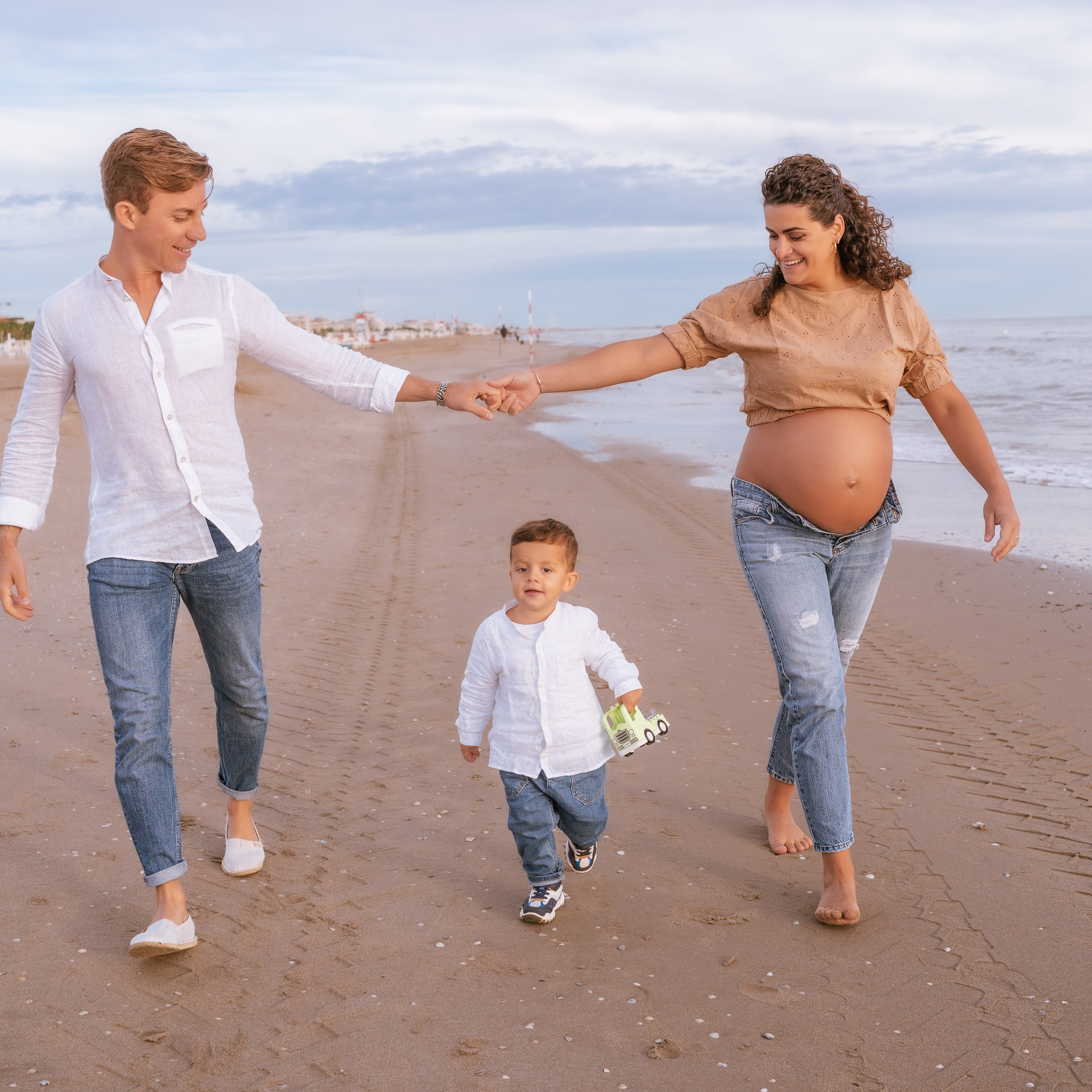 Family. Fotografo di famiglia, neonati, maternity, ritratti, matrimoni, cerimonie, Rimini