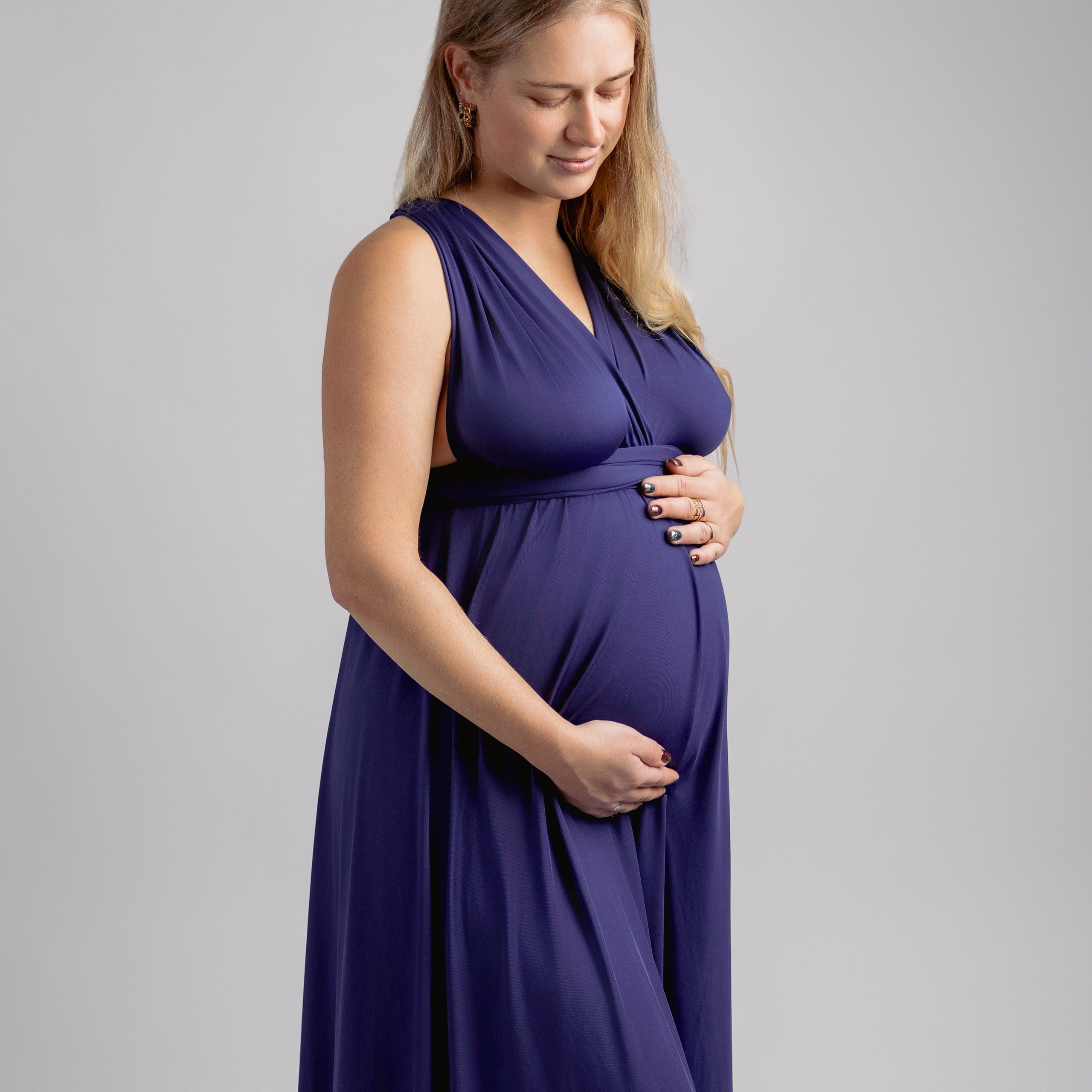 Maternity Photoshoot in Dresden — Studio & Outdoor. Family & Maternity Photographer in Dresden Tatiana Mudryak