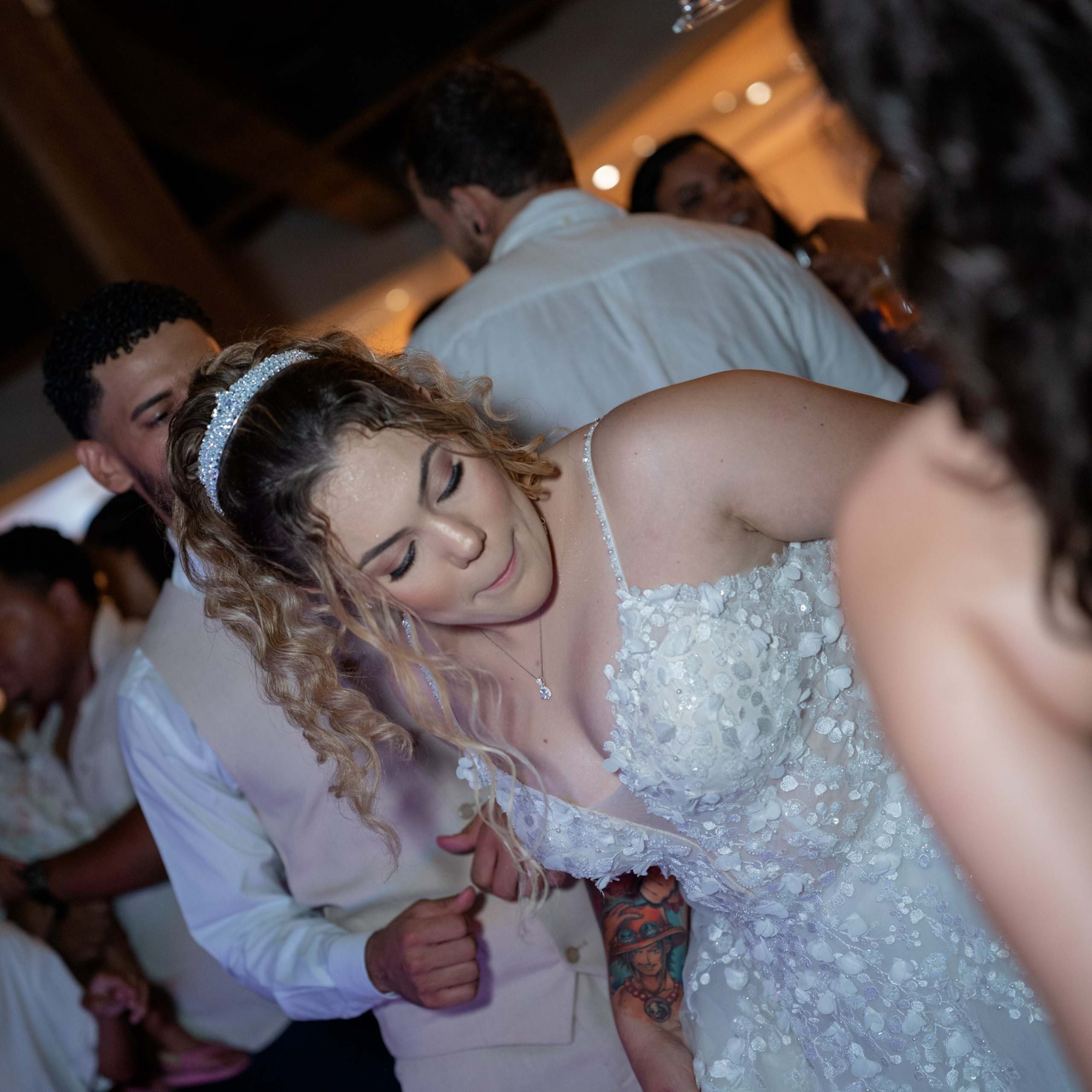 13, fev 26. Novos Tempos Wedding