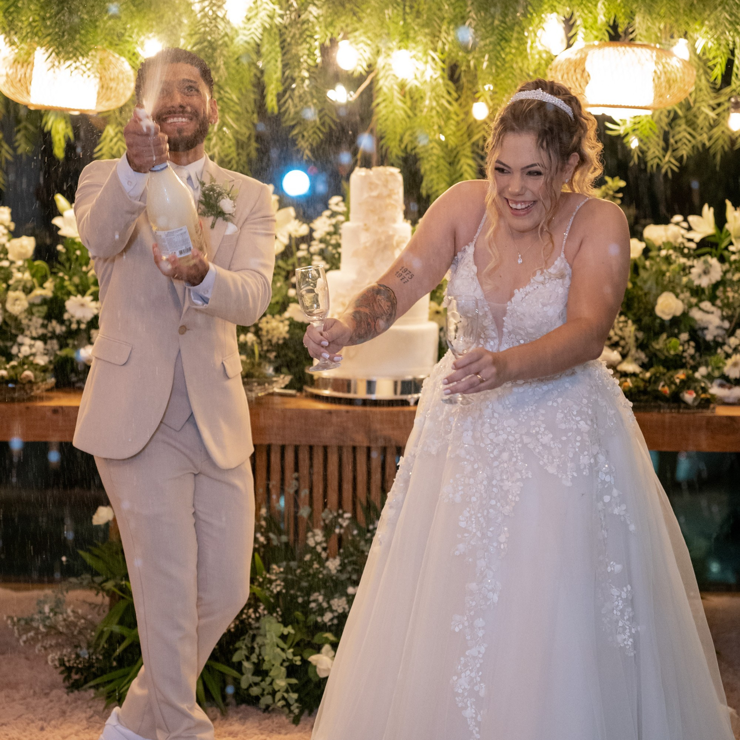 13, fev 26. Novos Tempos Wedding