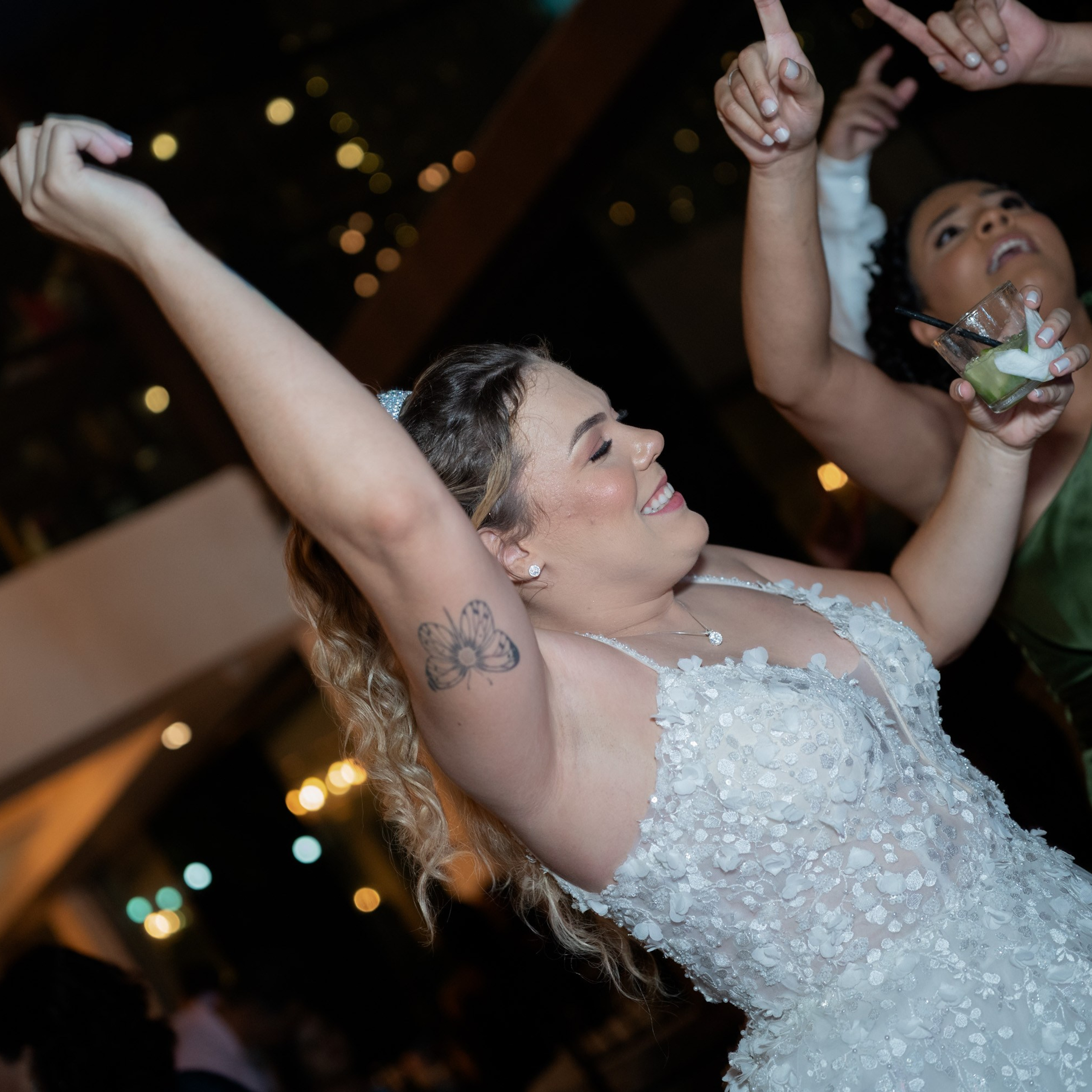 13, fev 26. Novos Tempos Wedding