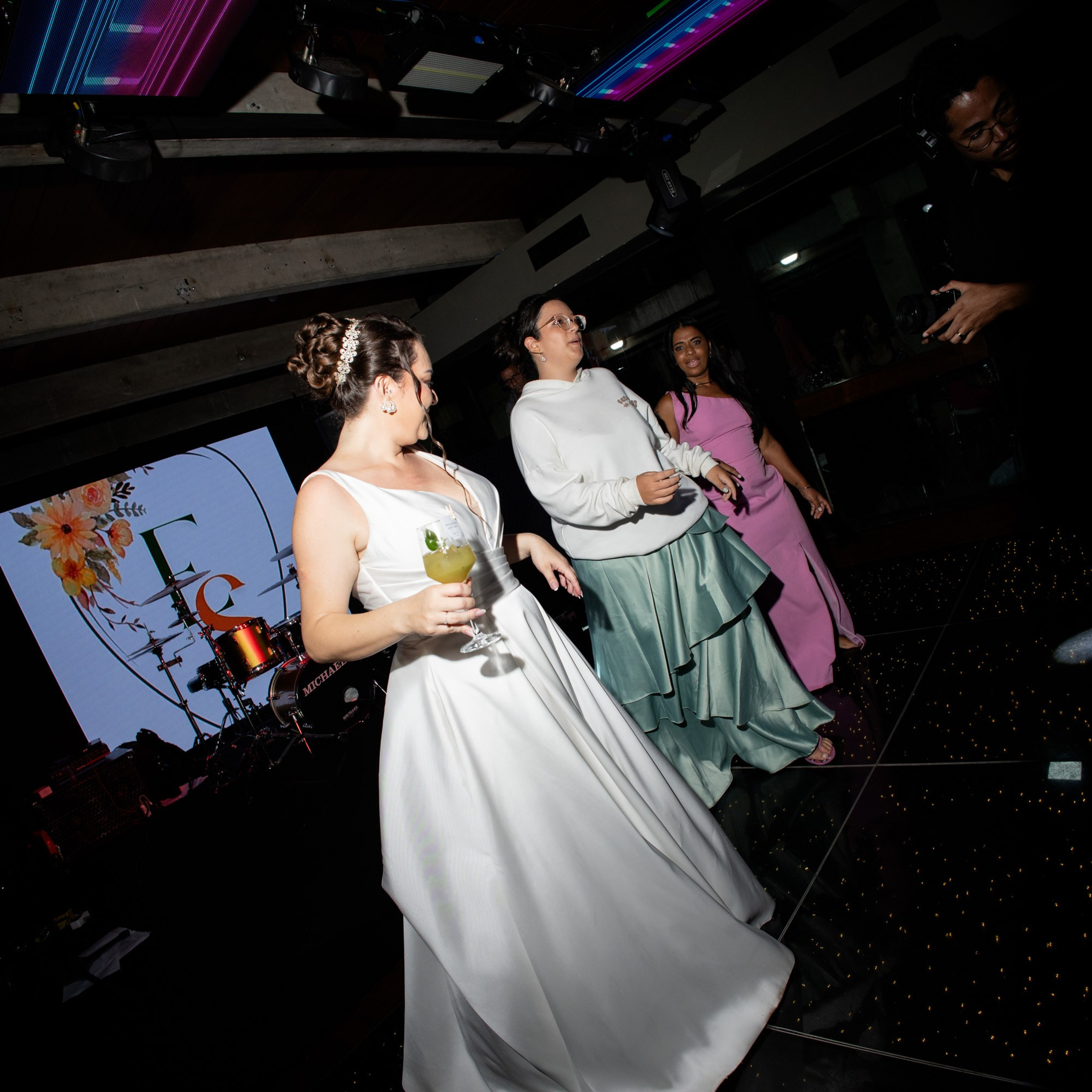 07, fev 26. Novos Tempos Wedding