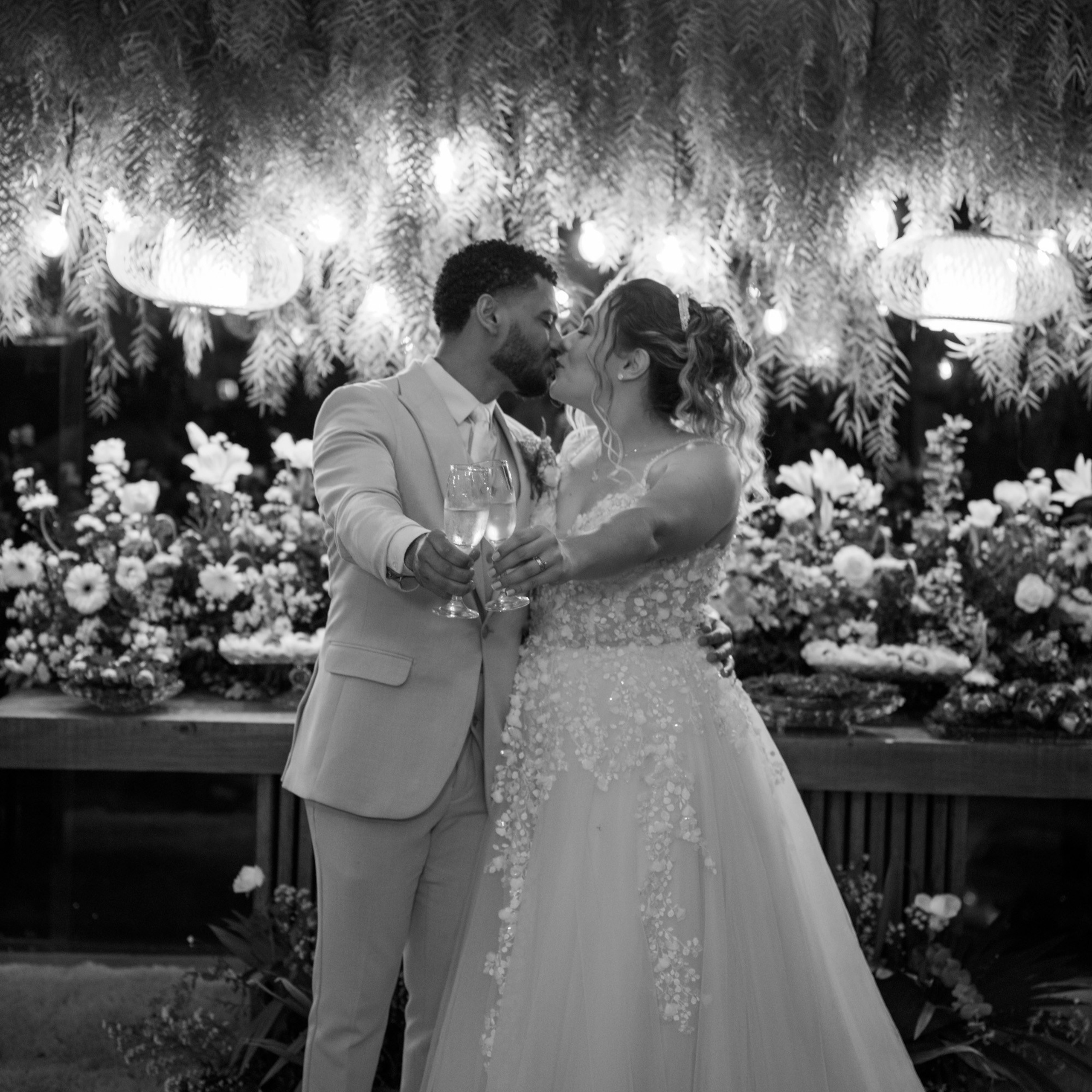 13, fev 26. Novos Tempos Wedding