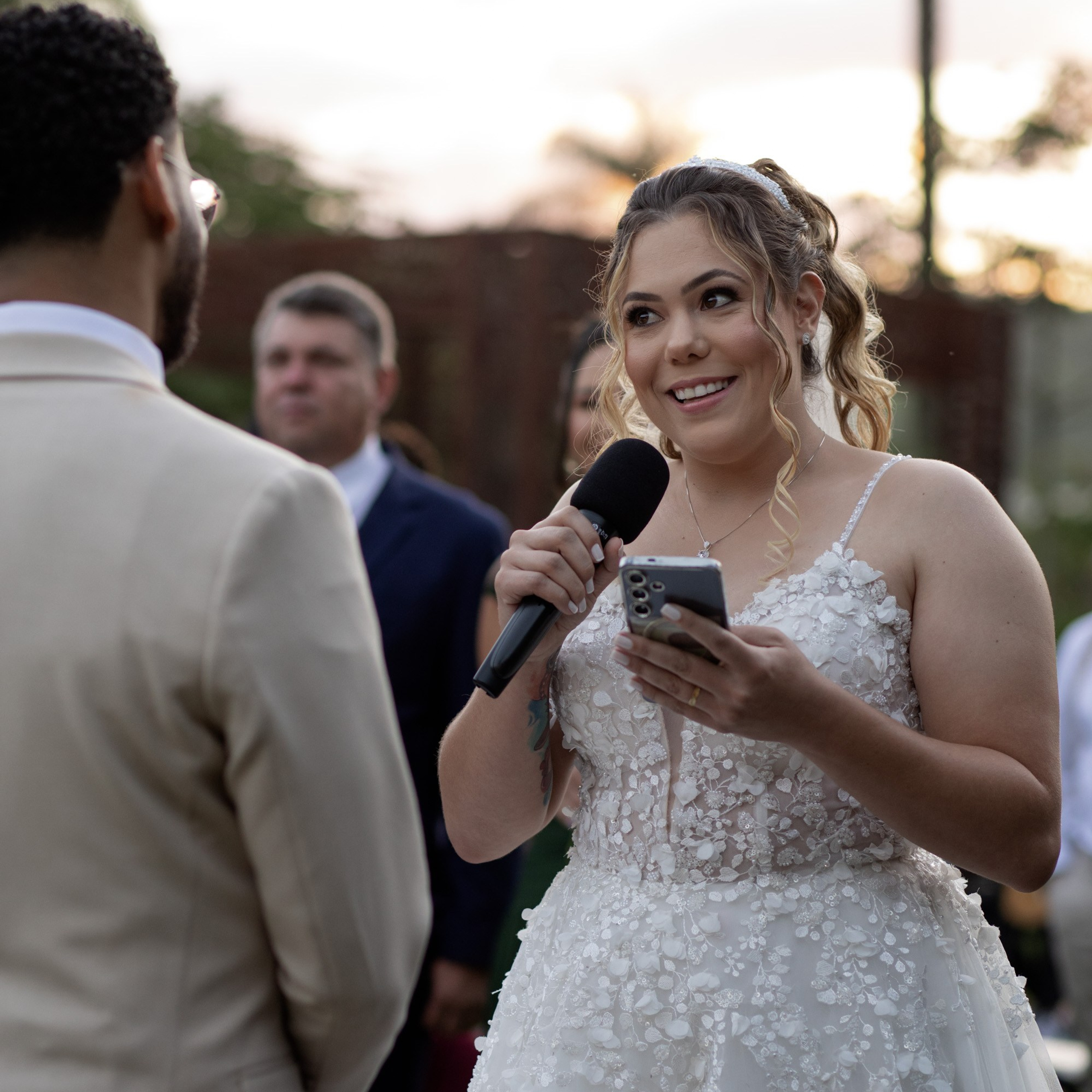 13, fev 26. Novos Tempos Wedding