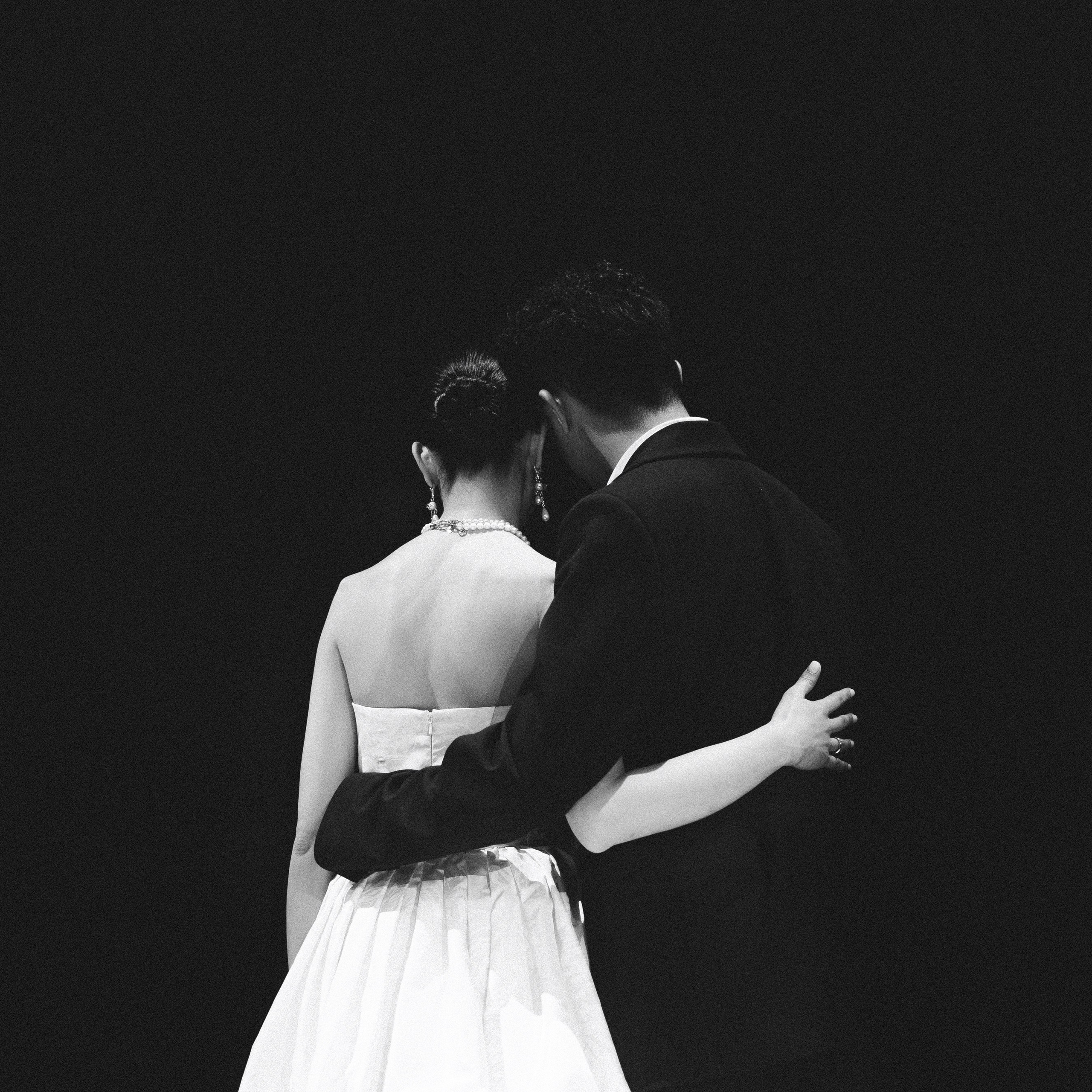 Aman & Leila «Свети другим, но не сгорай»