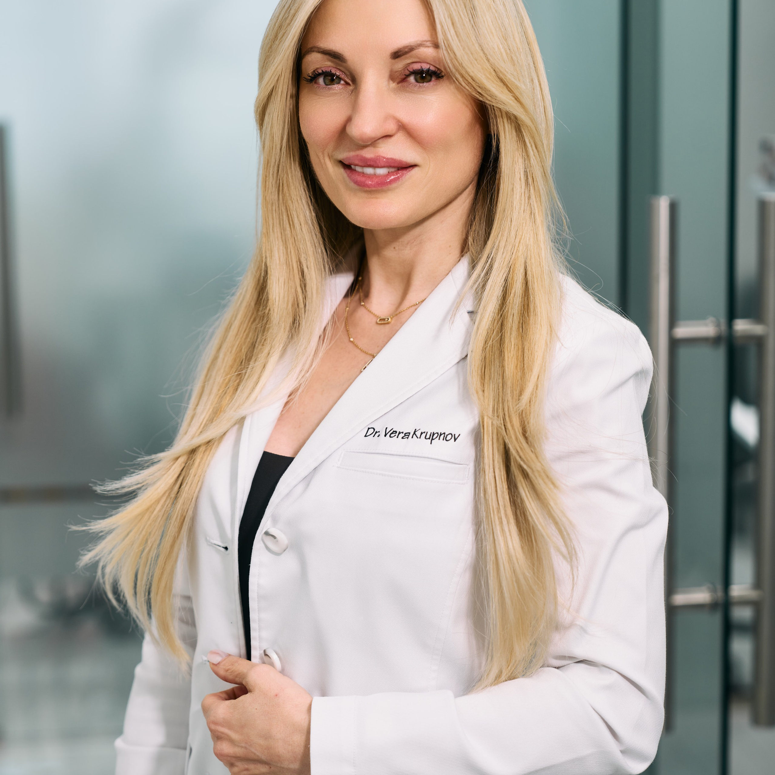 Commercial Photographer in Miami · Brand & Product. ProStudio1