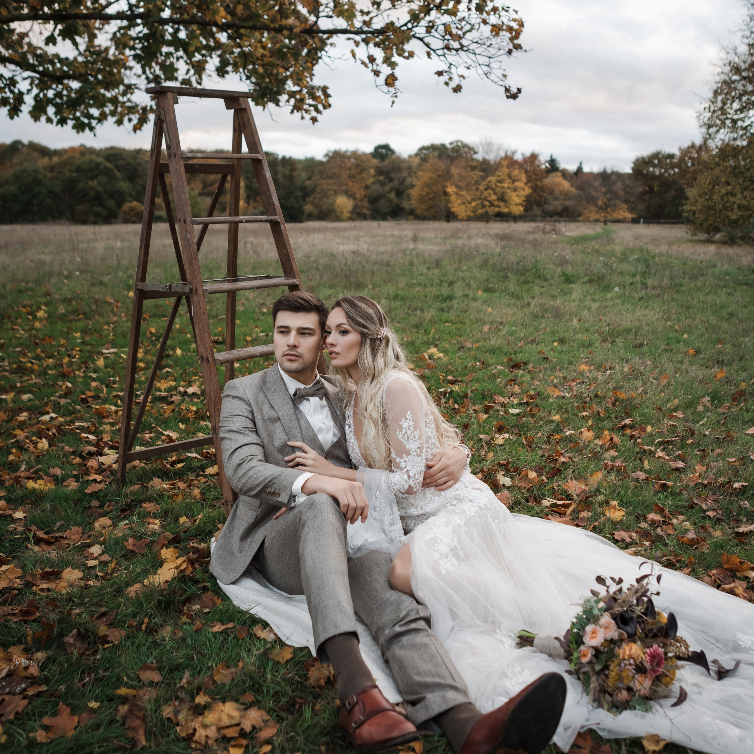 Осенняя свадьба на природе
