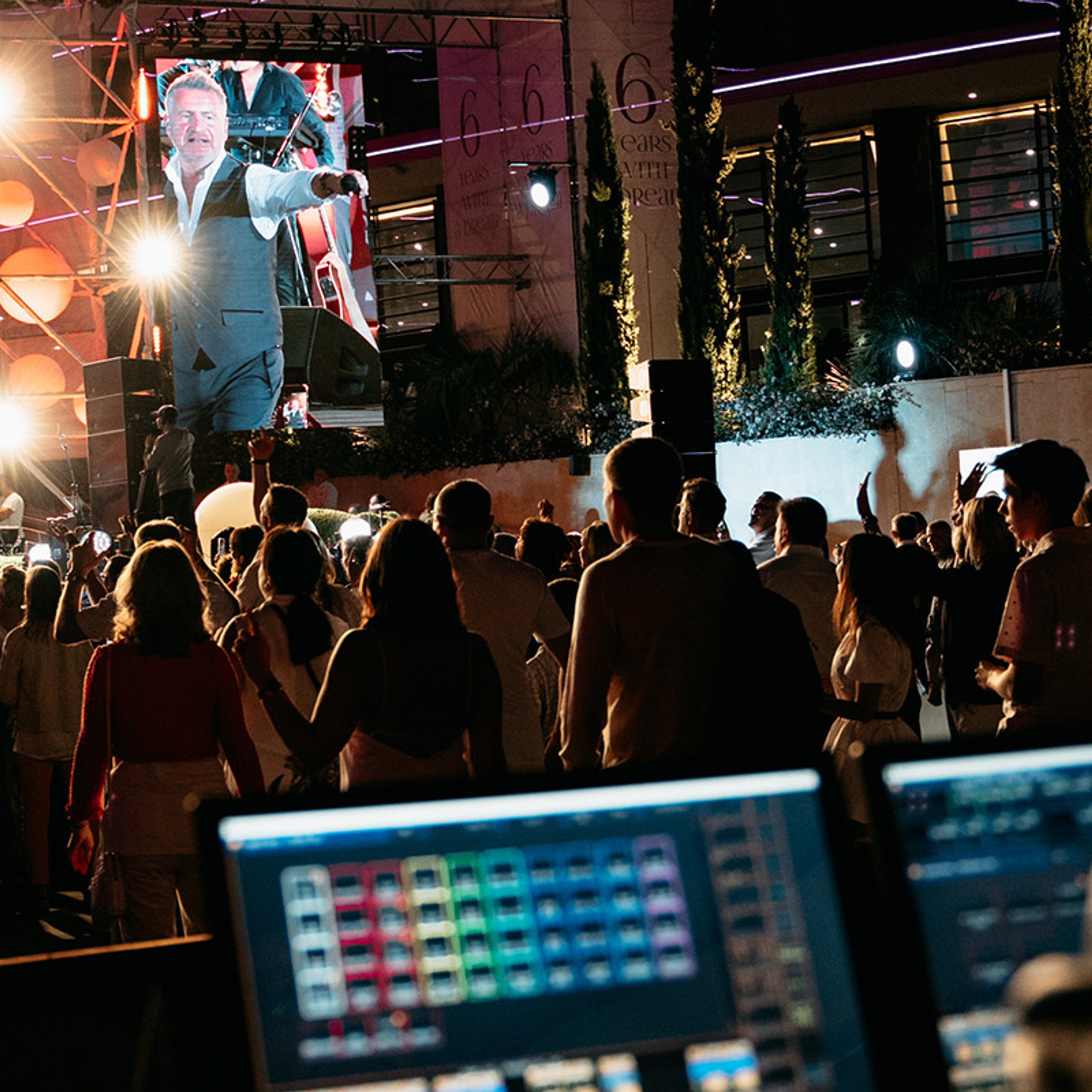 Закат на Мангуп-Кале. Свадебная съемка в крымских горах. Свадебный и семейный фотограф Алексей Попов. Штутгарт, Германия