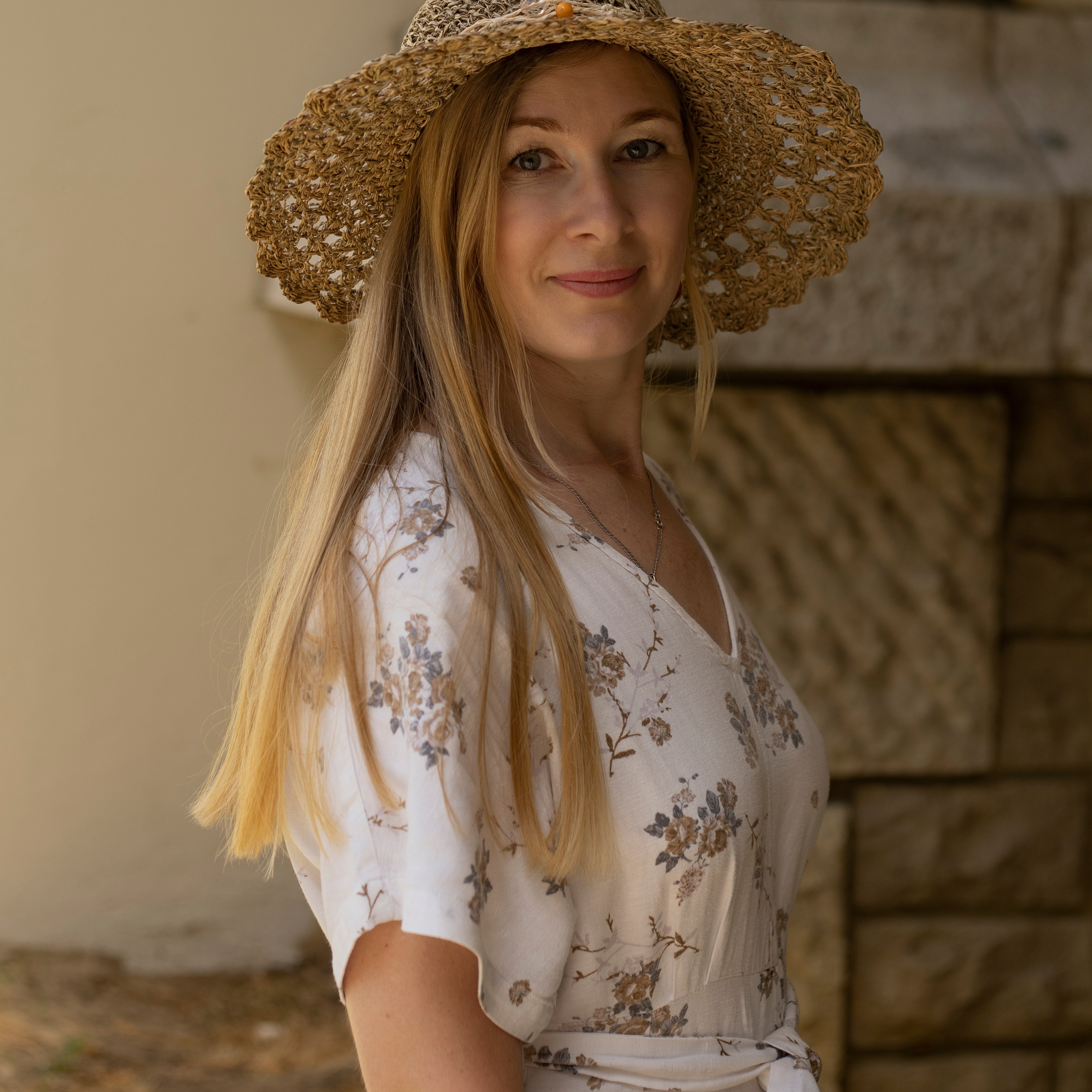 Avis. Photographe et graphiste Anastasiia LITVIN - Besançon, France