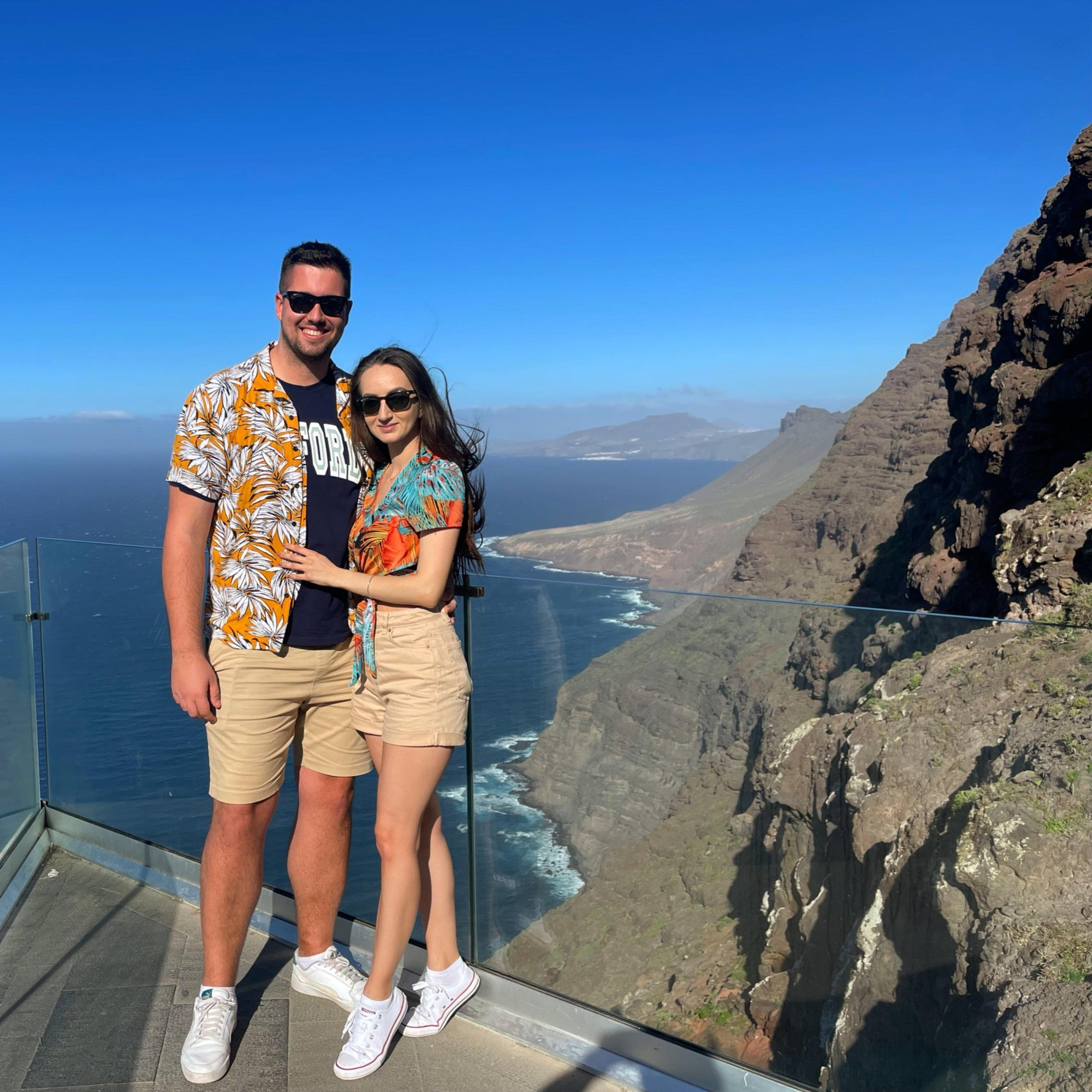 Iulian Arsinte | Fotograf de Nunta - Recenziile Clientilor. Iulian Arsinte - Fotograf de Nunta - Neamt, Bacau, Suceava, Iasi