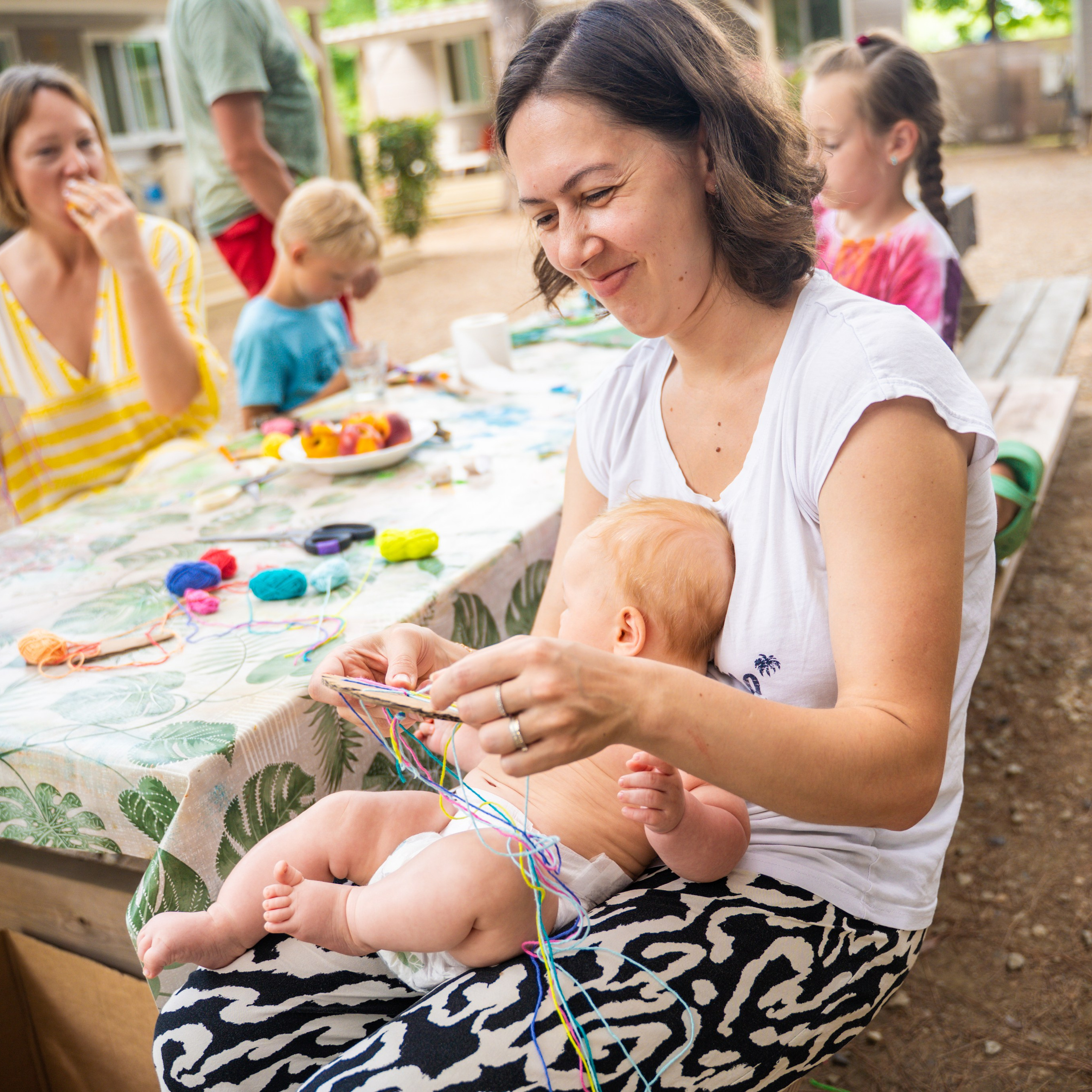 Детская игровая контактная импровизация. Семейные лагеря в Европе с Ниной Янечковой и Ириной Зиновьевой
