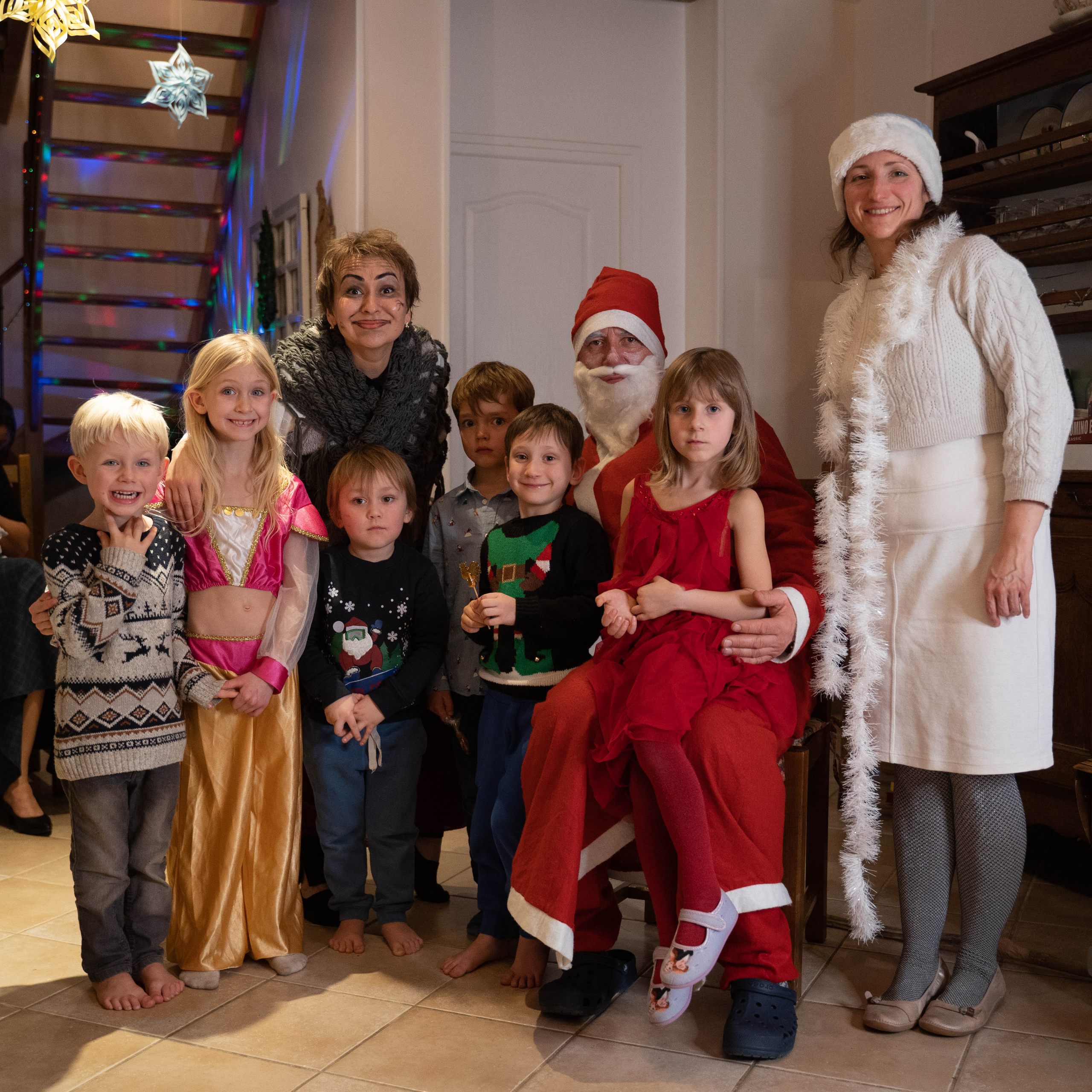 Артклассы детские. Семейные лагеря в Европе с Ниной Янечковой и Ириной Зиновьевой