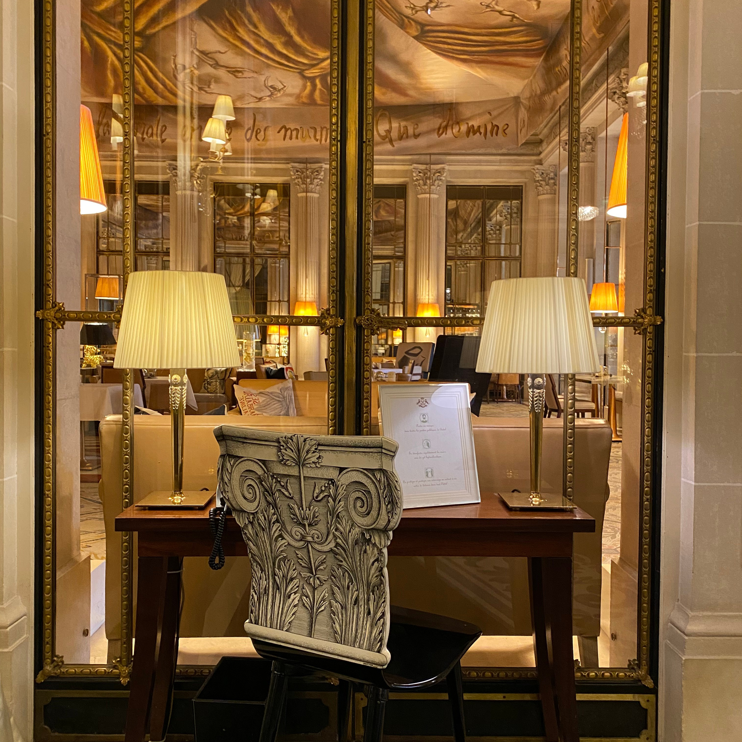 Le Meurice Wedding Paris | Luxury Wedding Photographer Paris. Paris Wedding Photographer