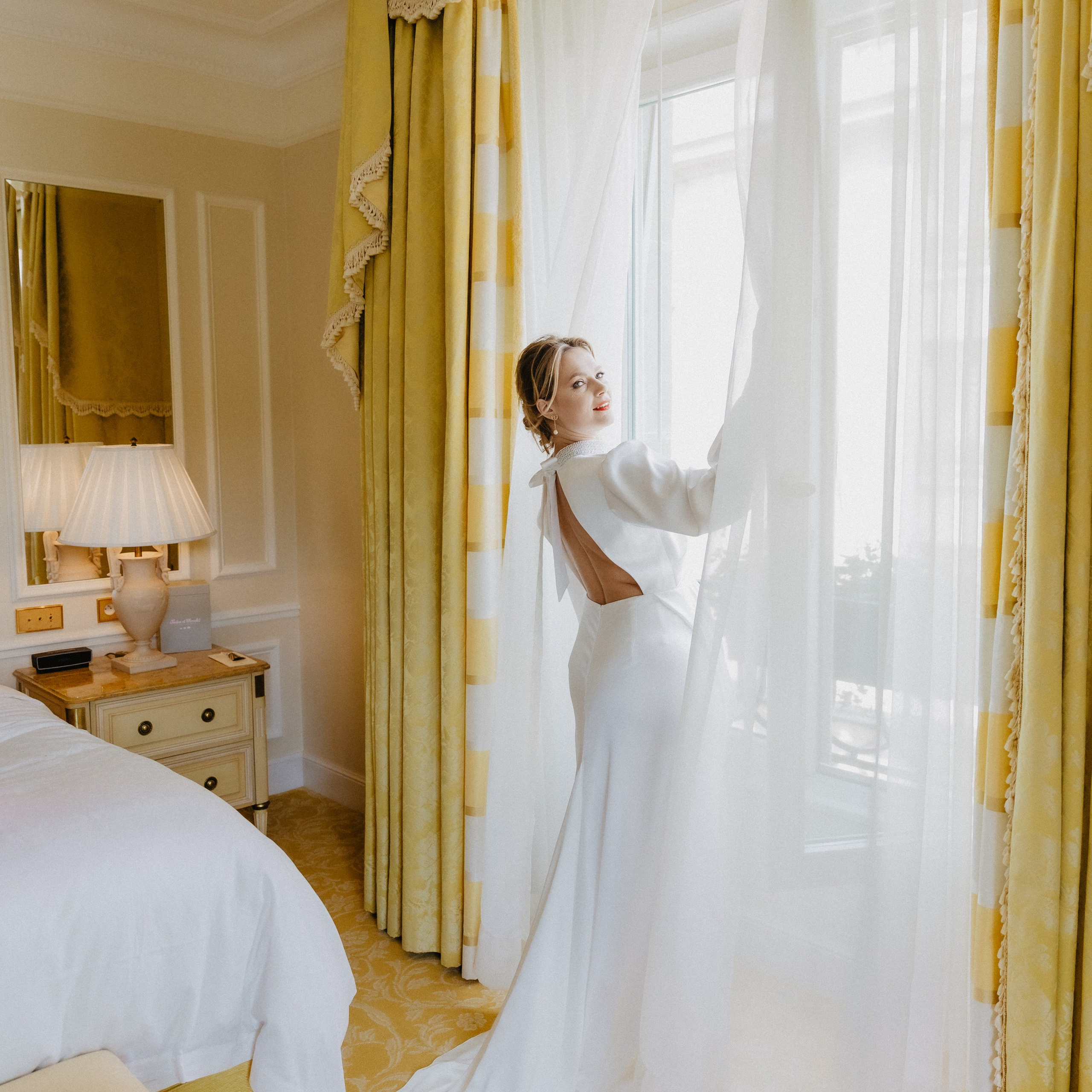 Four Seasons George V Wedding Paris | Luxury Wedding Photographer. Paris Wedding Photographer
