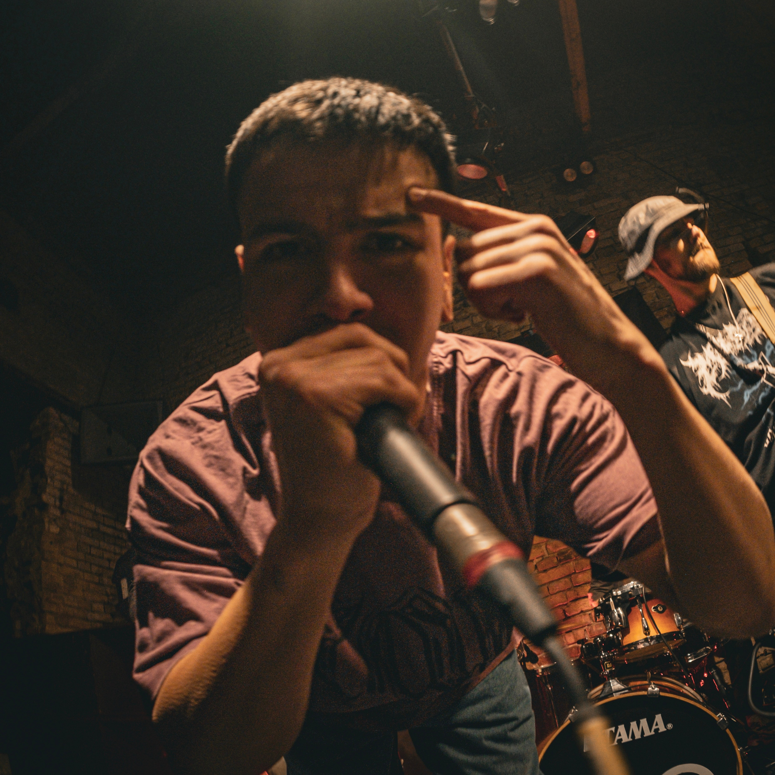 Reviews. Photography of Fujicolor.104