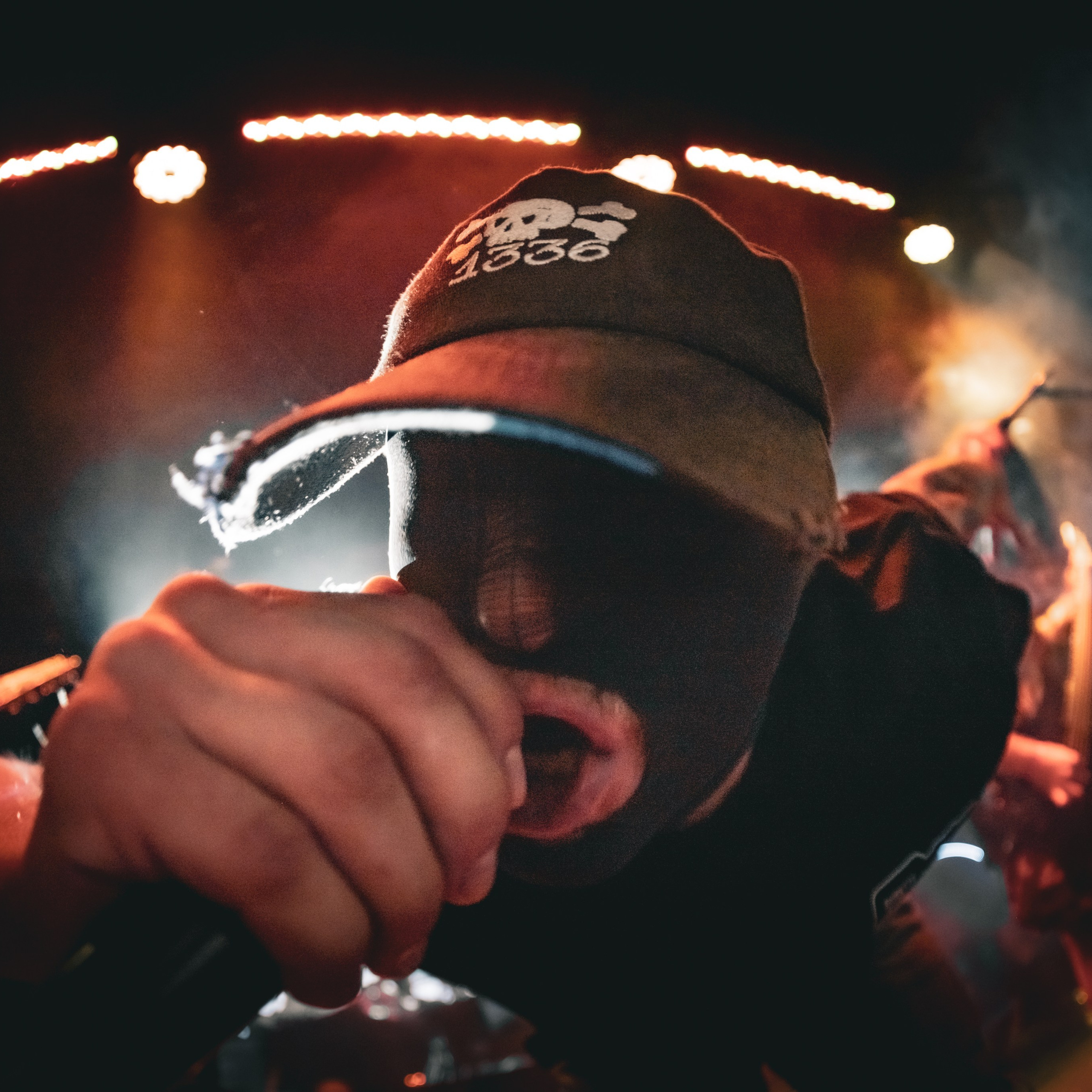 Reviews. Photography of Fujicolor.104