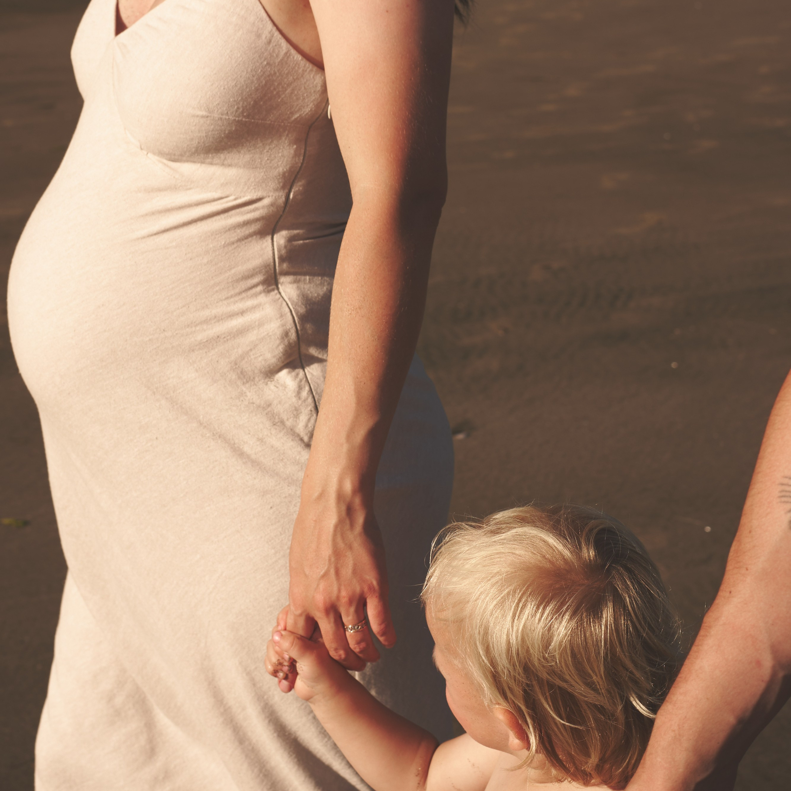 Family sesh|Motherhood. WHYKERRYWHY Photography