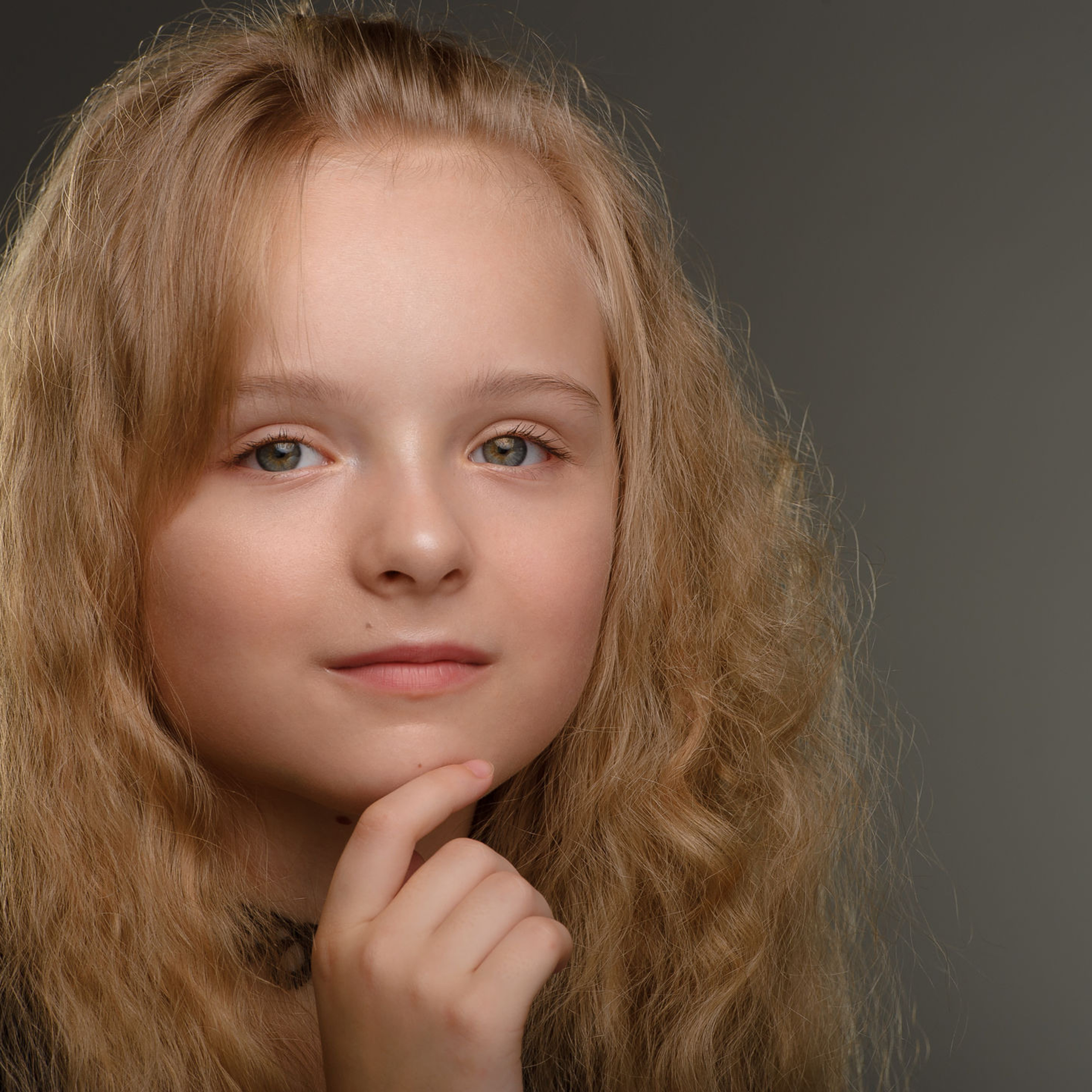 Детский портрет в Студии. Семейный фотограф в Кишинёве THOMAS SHTIFT