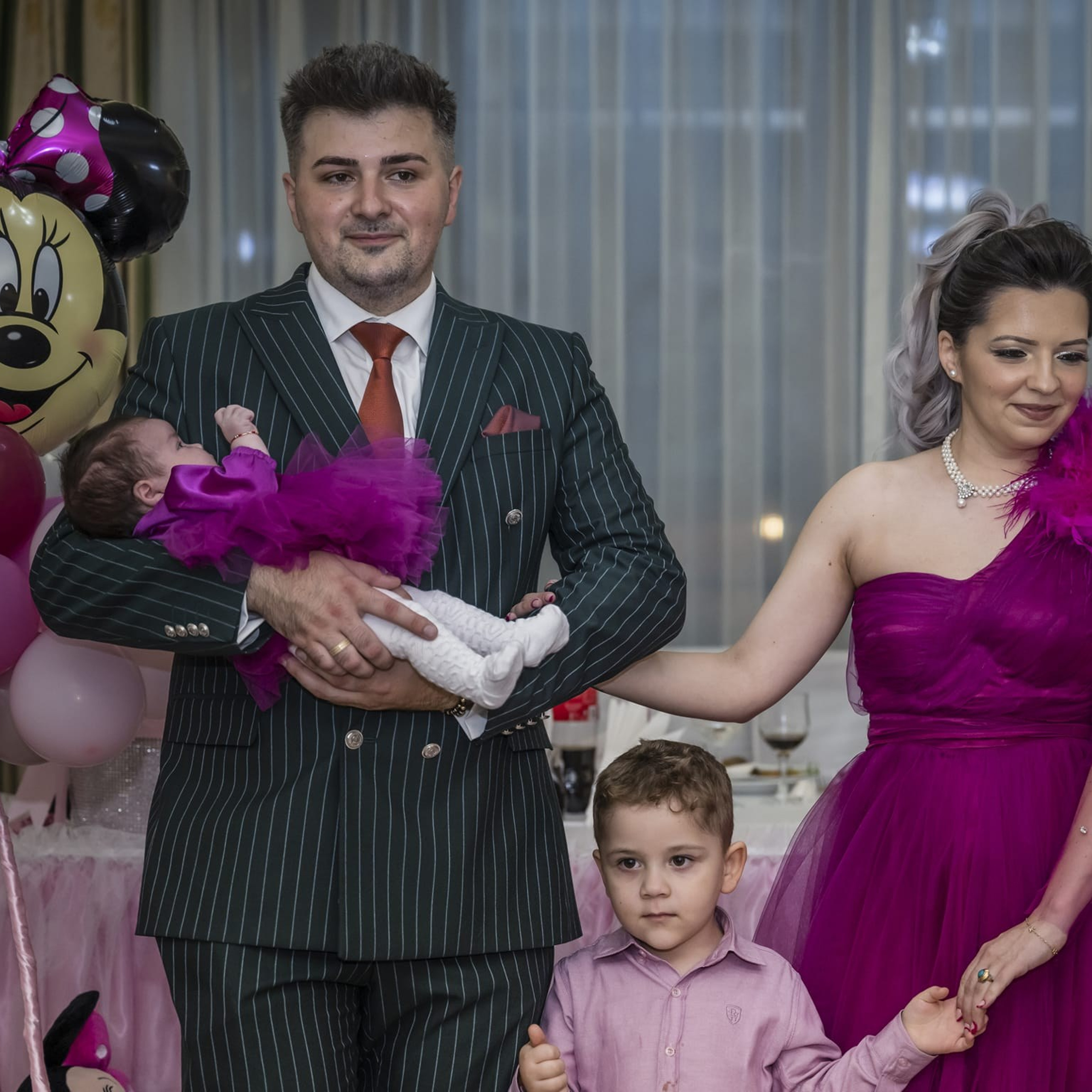 Testimonials. Capturăm clipe, Transmitem emoții, Creăm amintiri de neuitat!