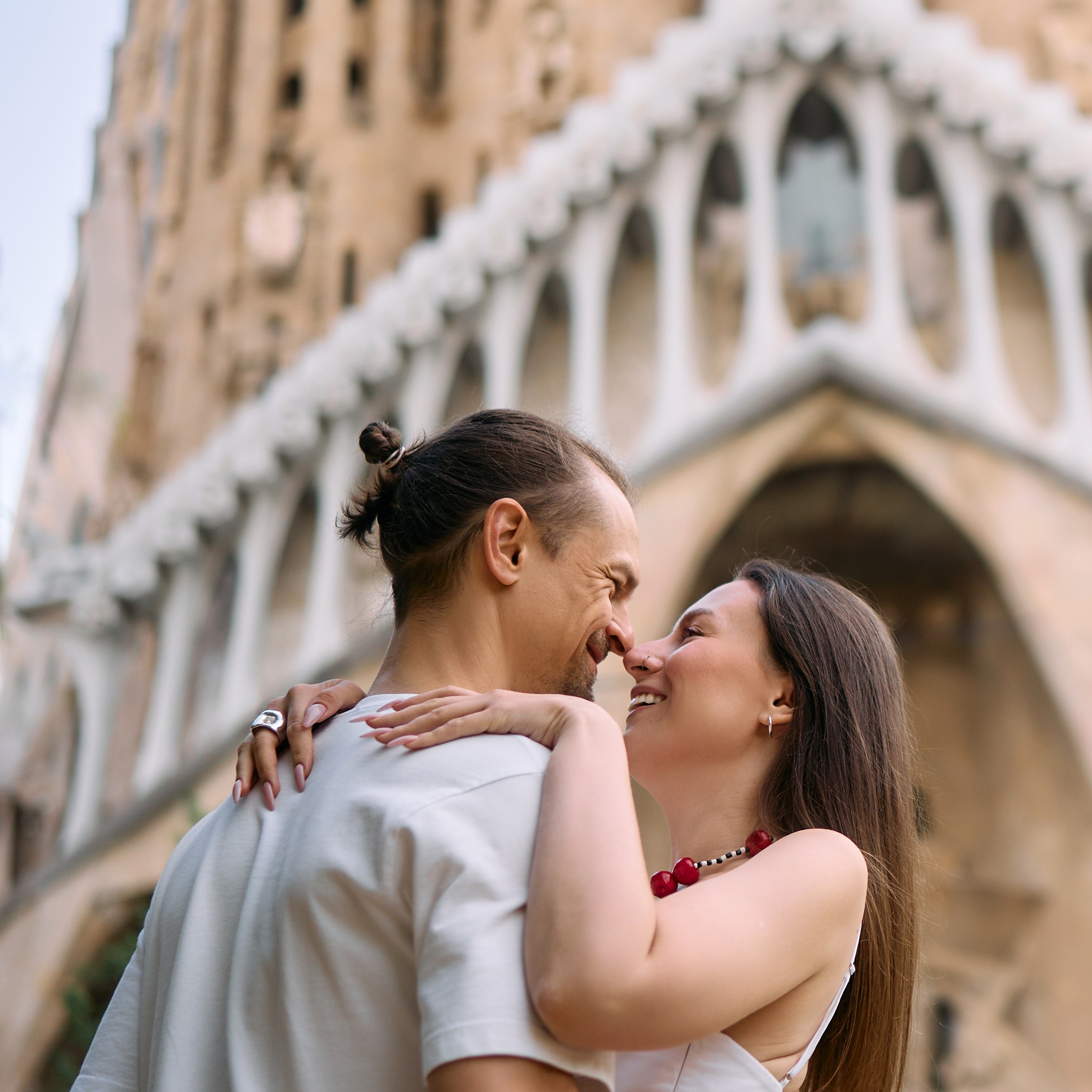 Customer reviews of individual, couple, love-story and family photo shoots in Barcelona. POSTCARD.BCN Photographer Kate in Barcelona. Love-story, family or individual photo shoots