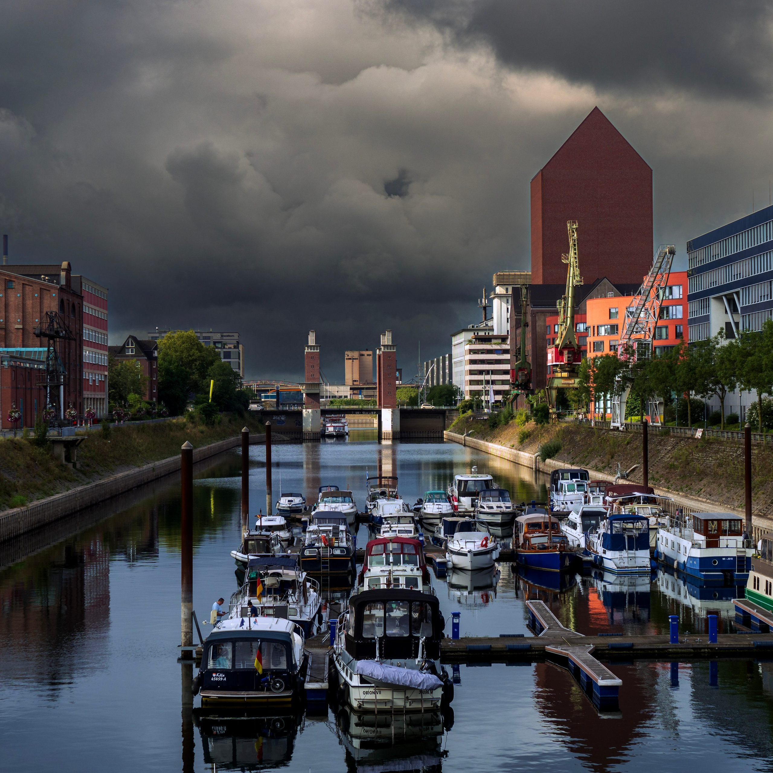 ИНДУСТРИАЛЬНЫЙ ПЕЙЗАЖ