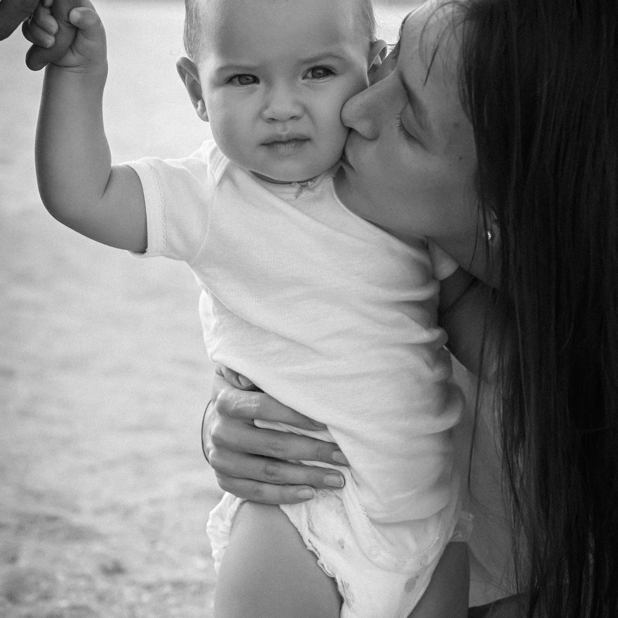 Family photoshoot. Photographer