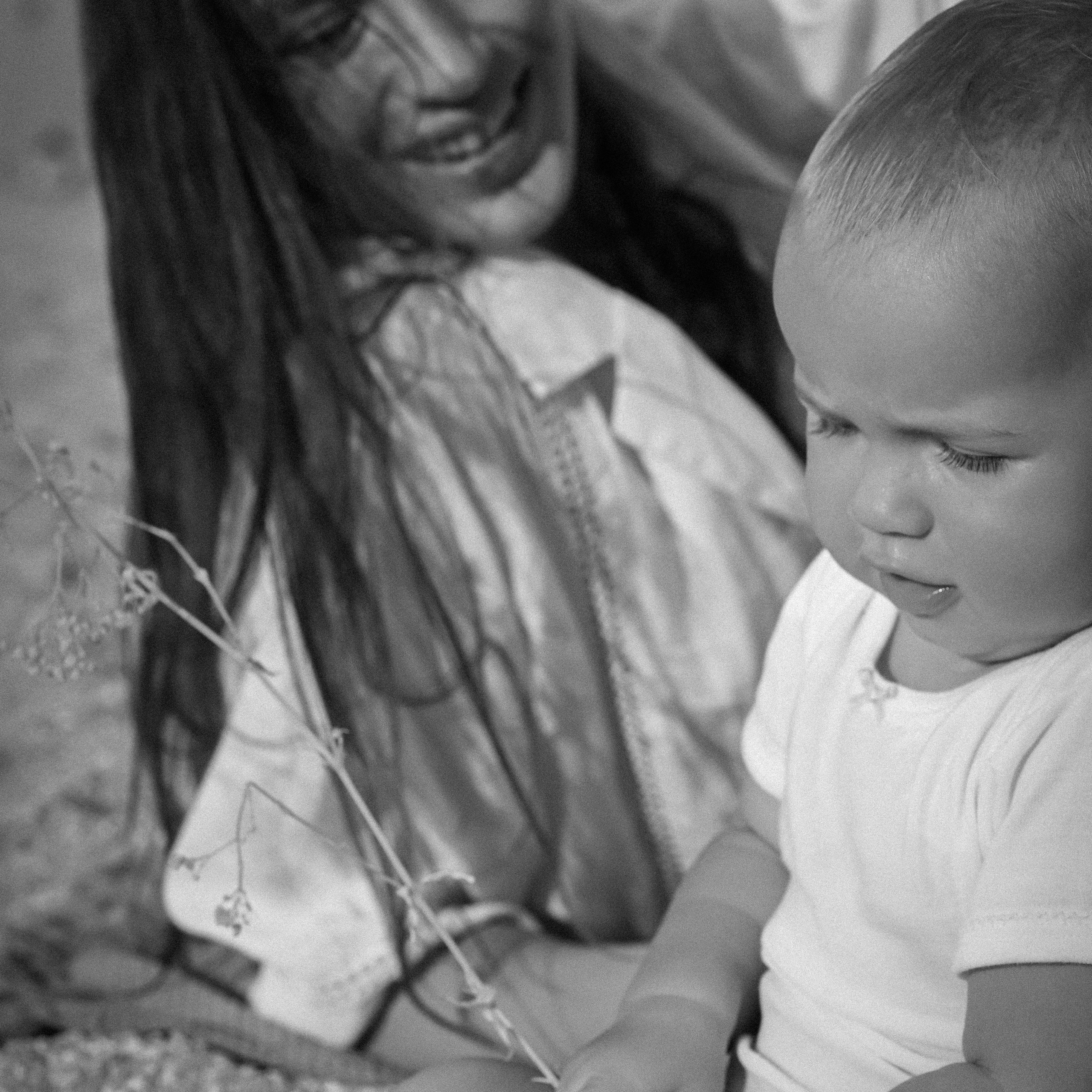 Family photoshoot. Photographer