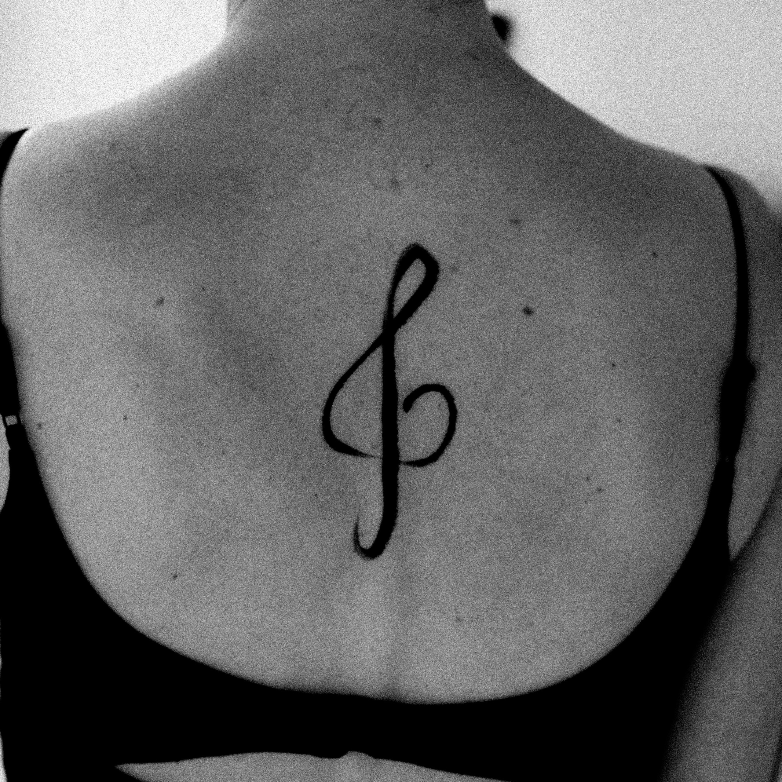 The piano keys. Photographer