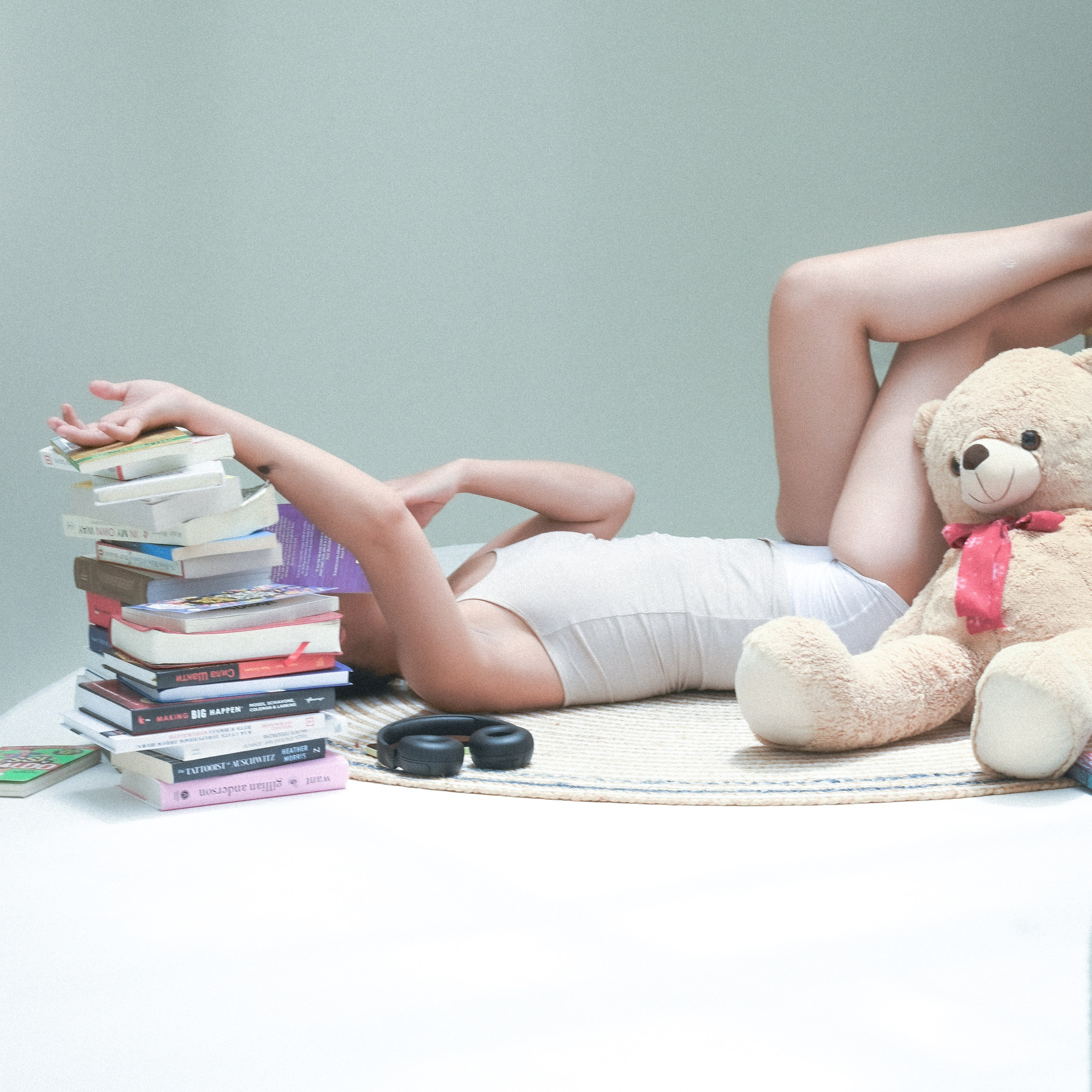 BooksVSGadgets. Photographer