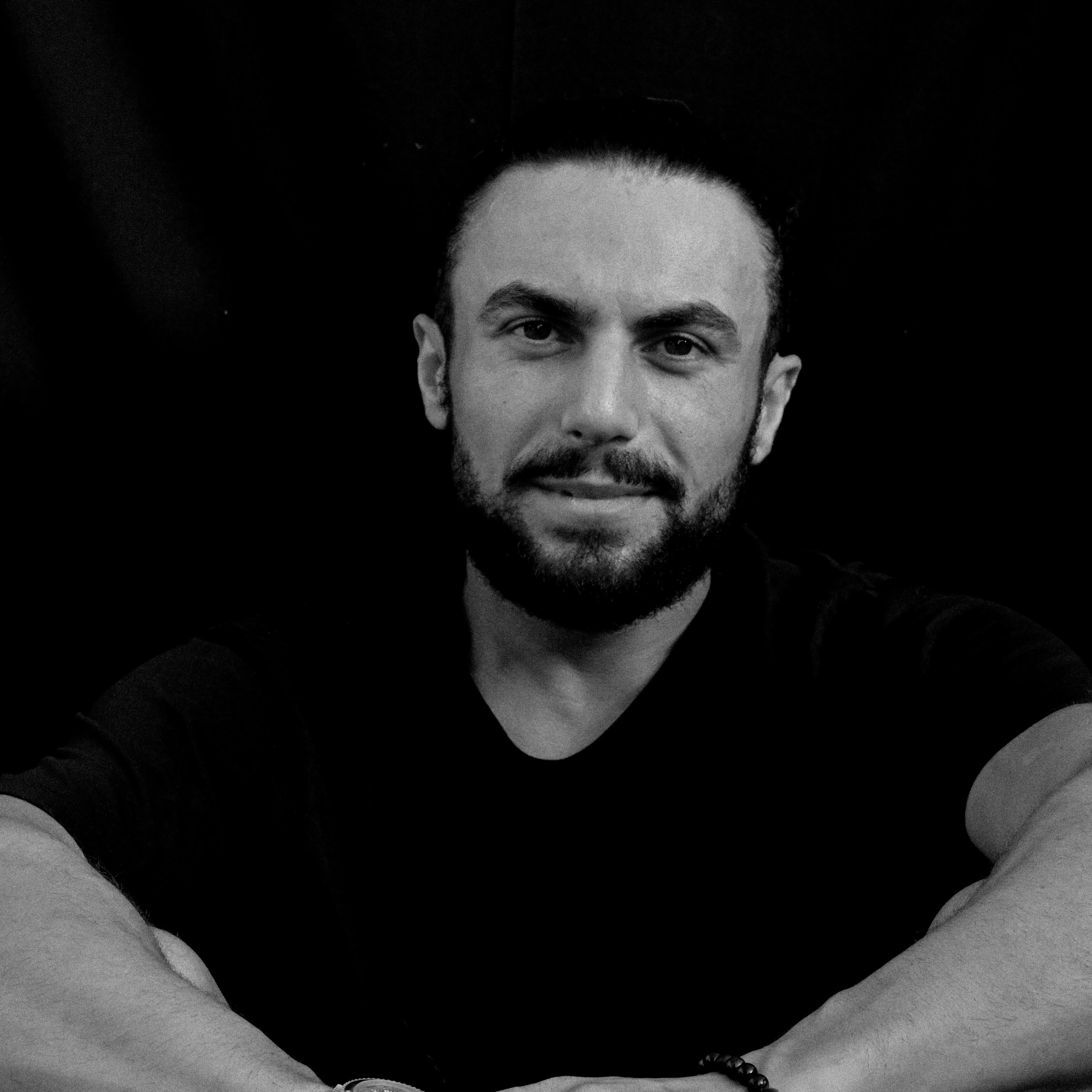 Portraits. Photographer