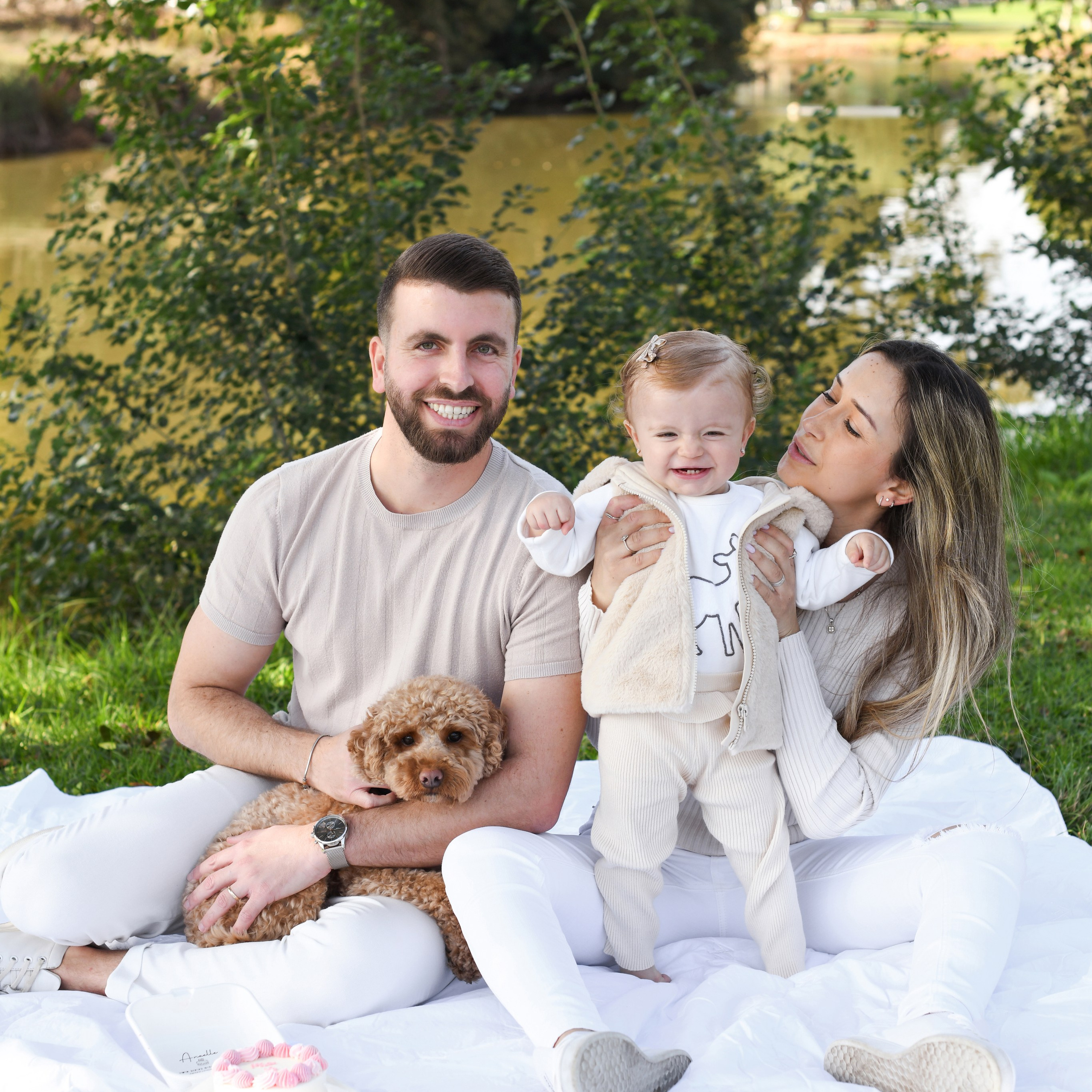 ביקורות. צלמת ולדה