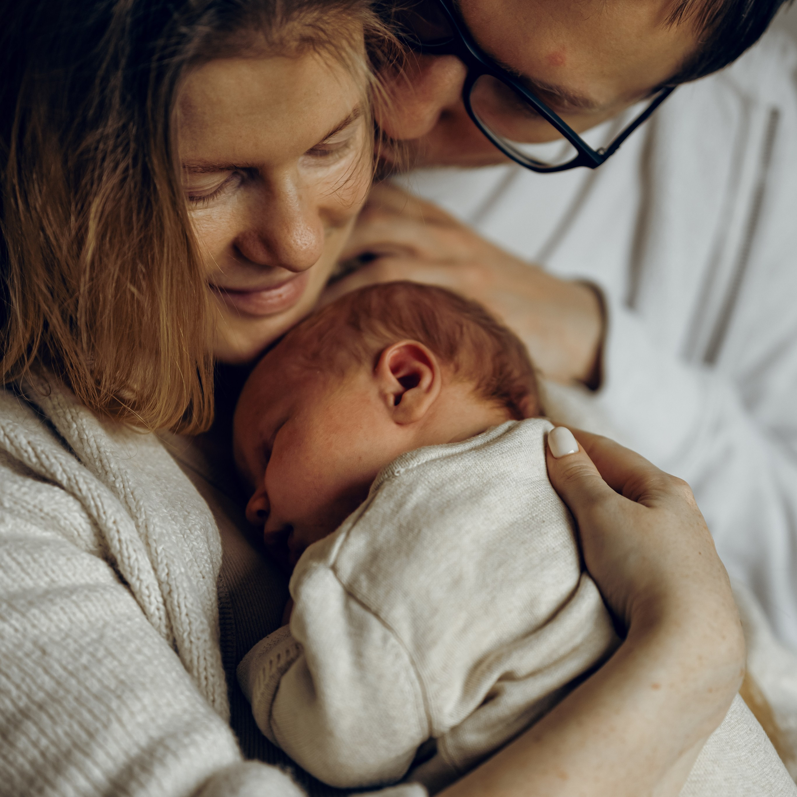 Анастасия, Артём и Алиса