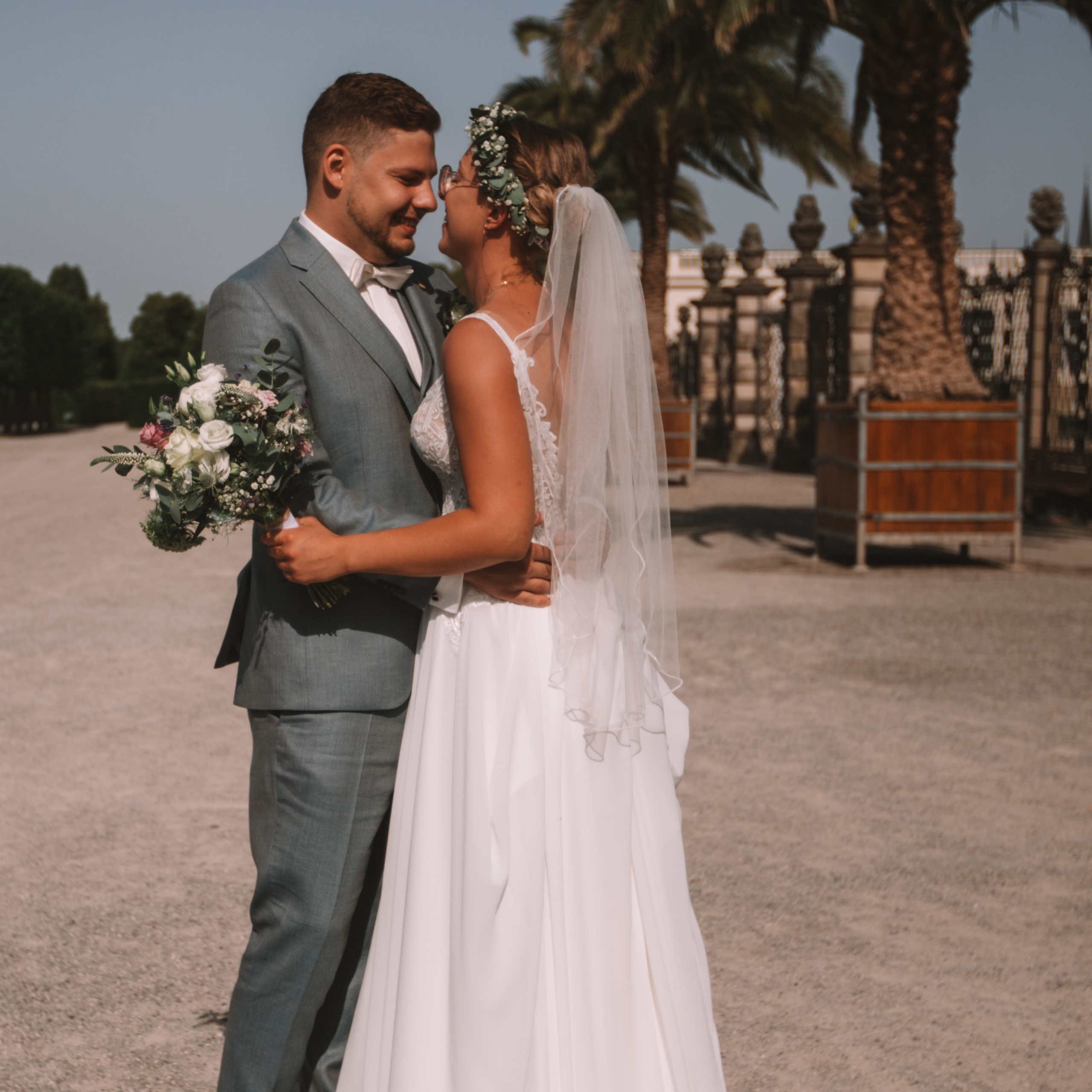 OPINIE. Khanoff Production Studio