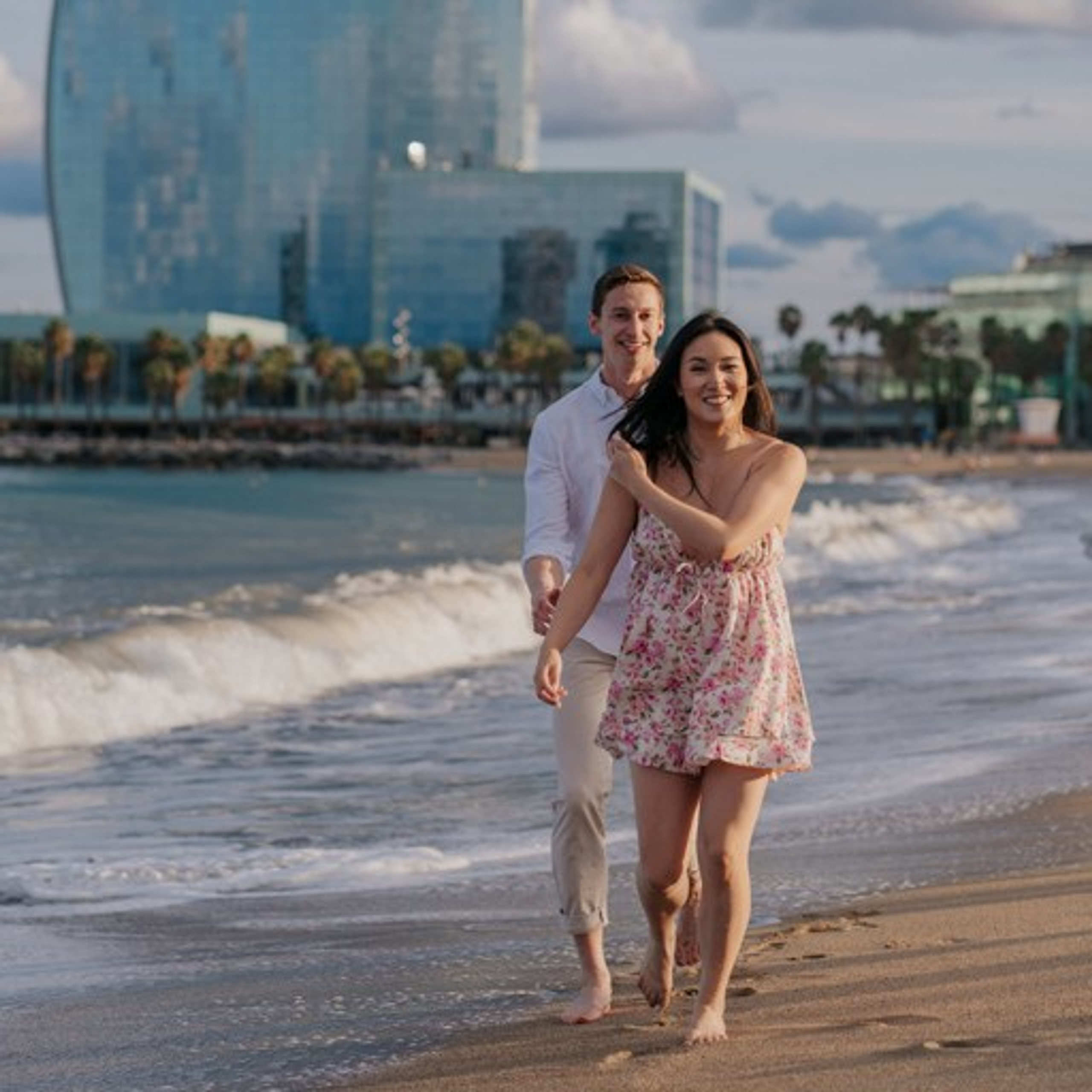 Engagement photographer in Barcelona, Barceloneta Beach