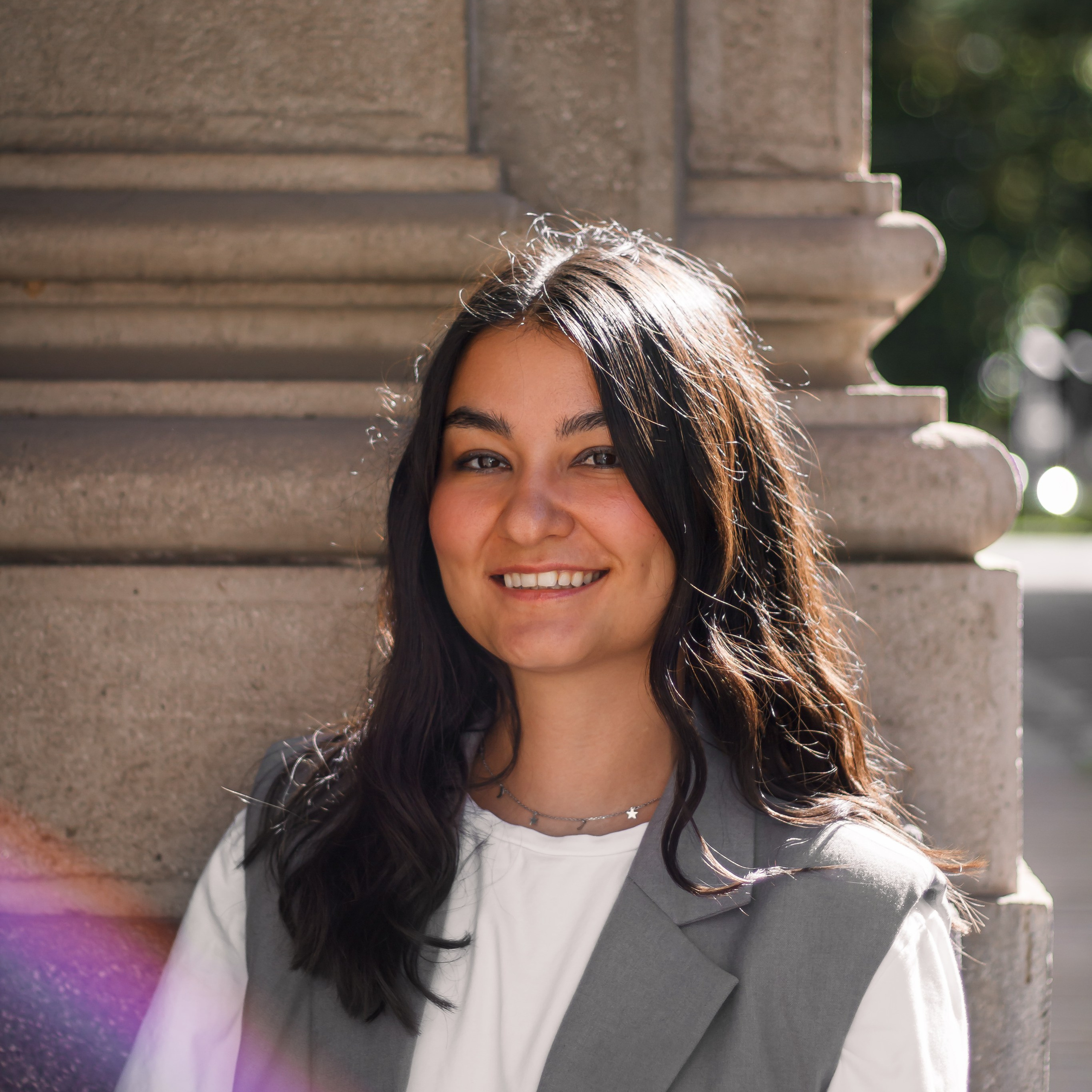 Testimonianze. Fotografa a Legnano e Novara — famiglie, coppie, ritratti, Love Story, passeggiate fotografiche e servizi a Milano per turisti