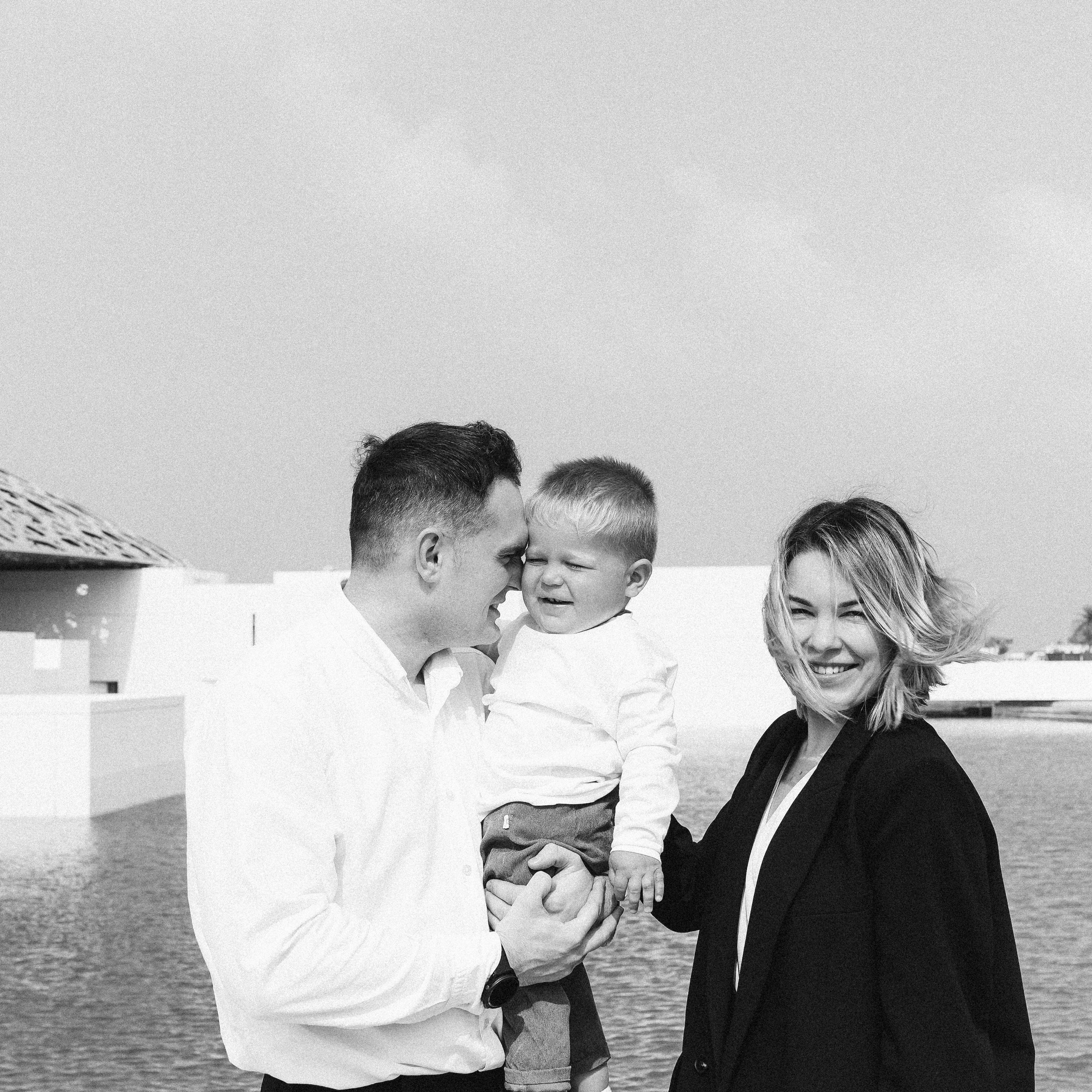 Louvre Dima, Dasha and Artemy