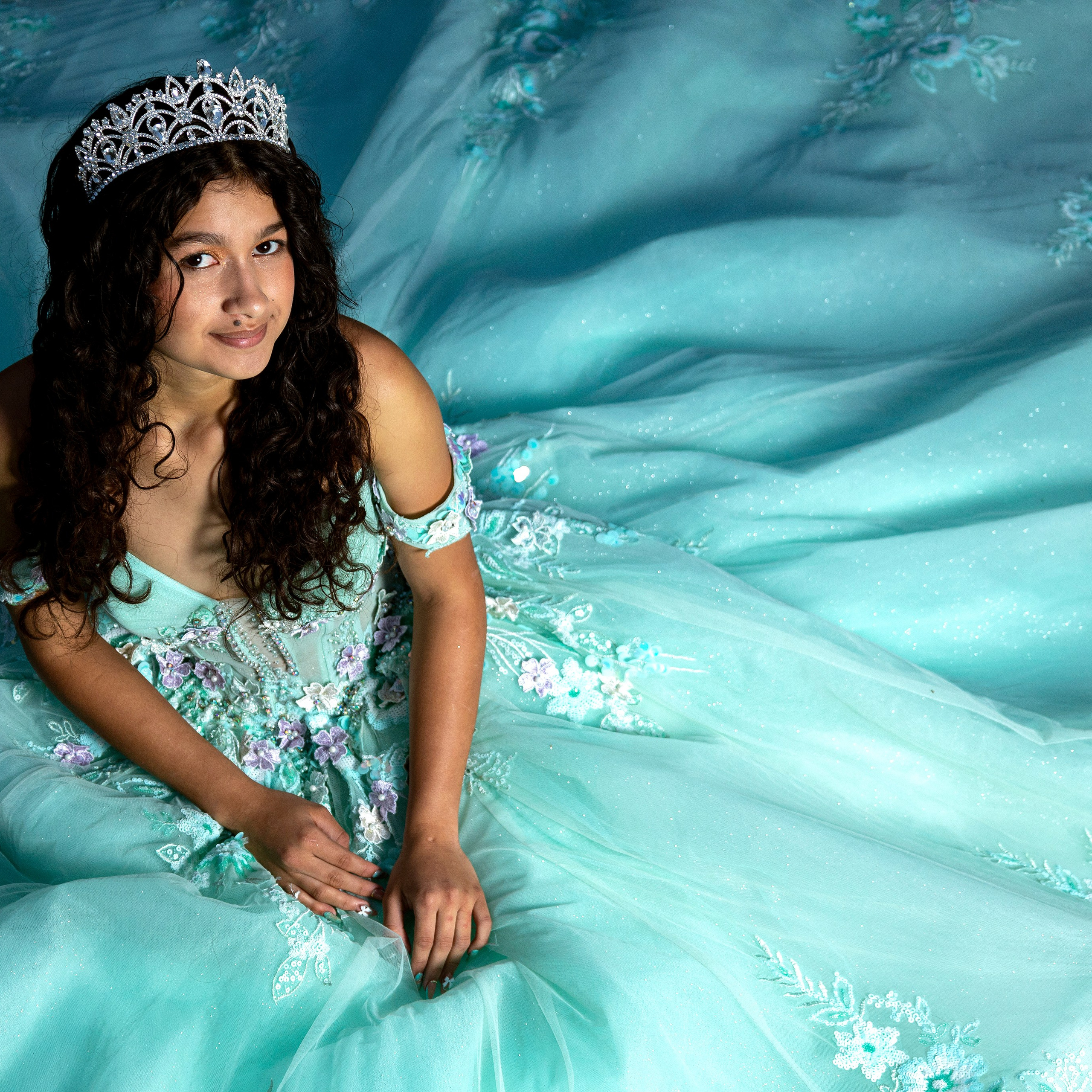 Estilo único sesión al aire libre sesión de Halloween ideas para hacer fotos. Fotografía profesional para su evento y marca personal