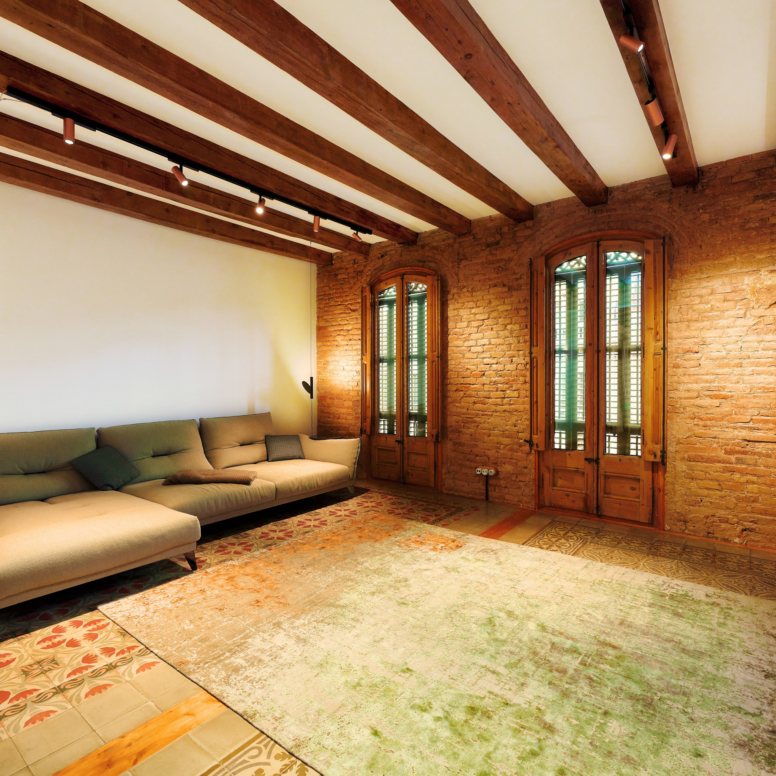 Reviews. Photographer @ Studio | Barcelona — Svyatoslav Usmyal