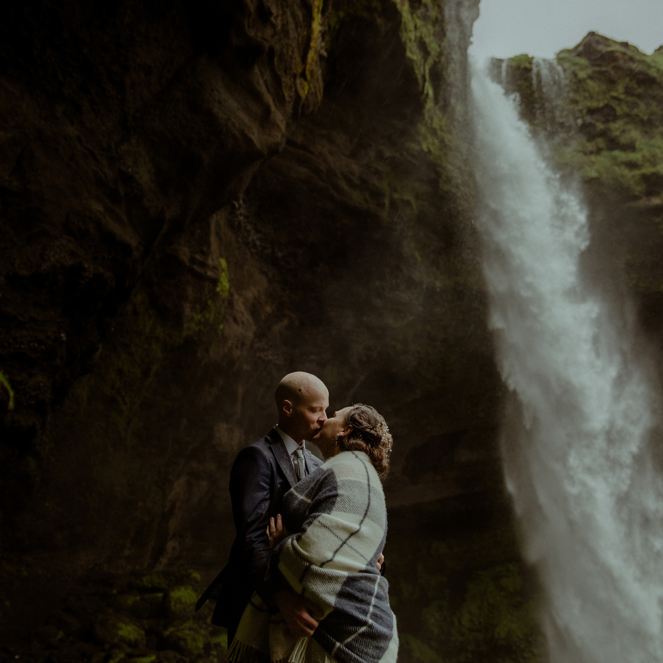 Wedding photographer pricing guide Iceland. Iceland elopement photo and video | Nikolaichik Photo