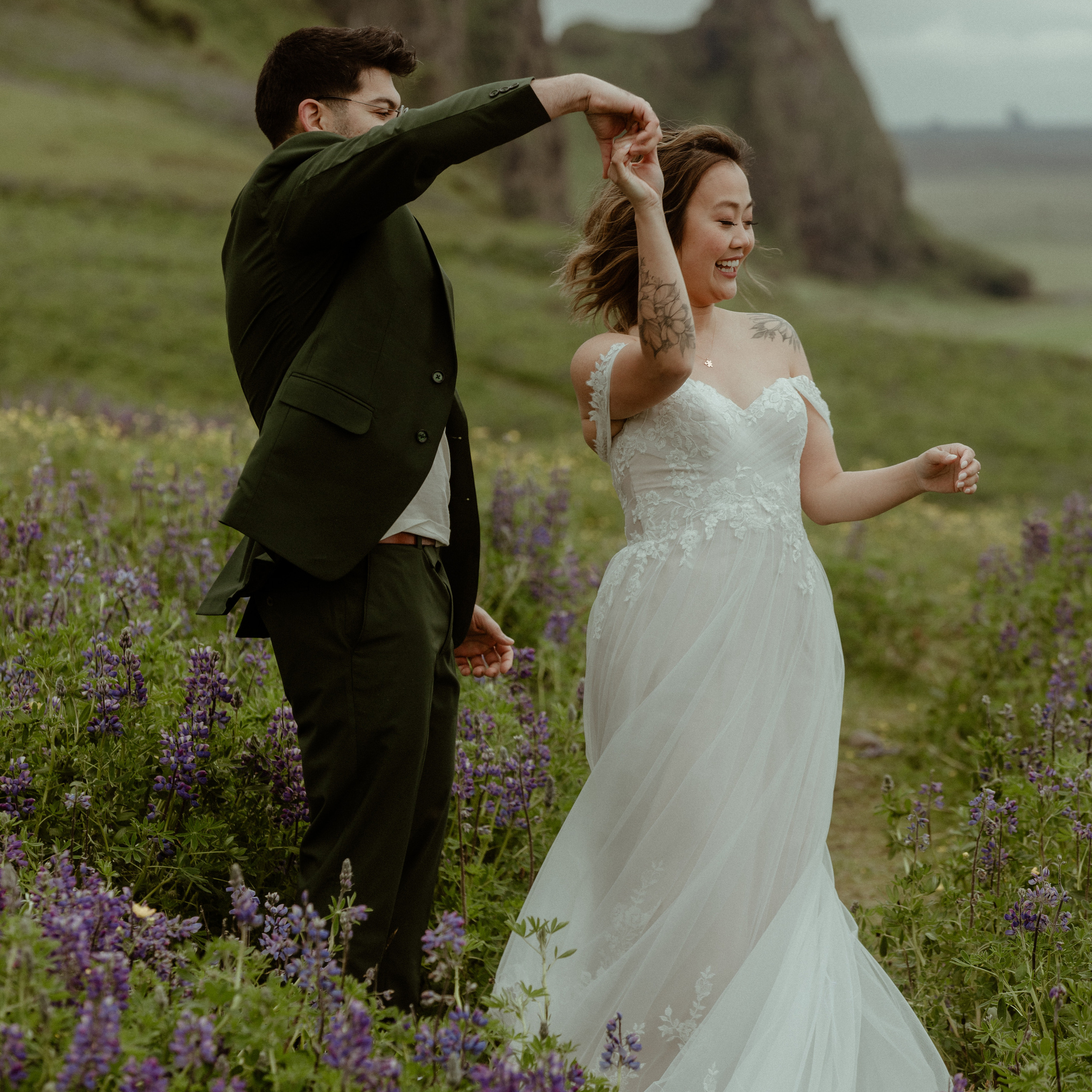 Iceland elopement pricing info. Iceland elopement photographer & videographer