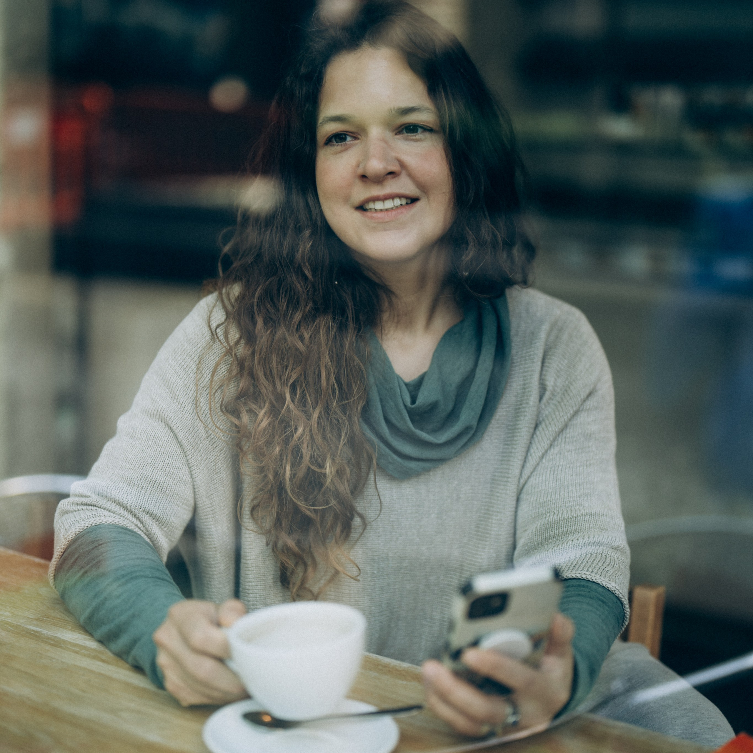 Irina CEO English school. Photographer & Tour Guide Based in Scotland