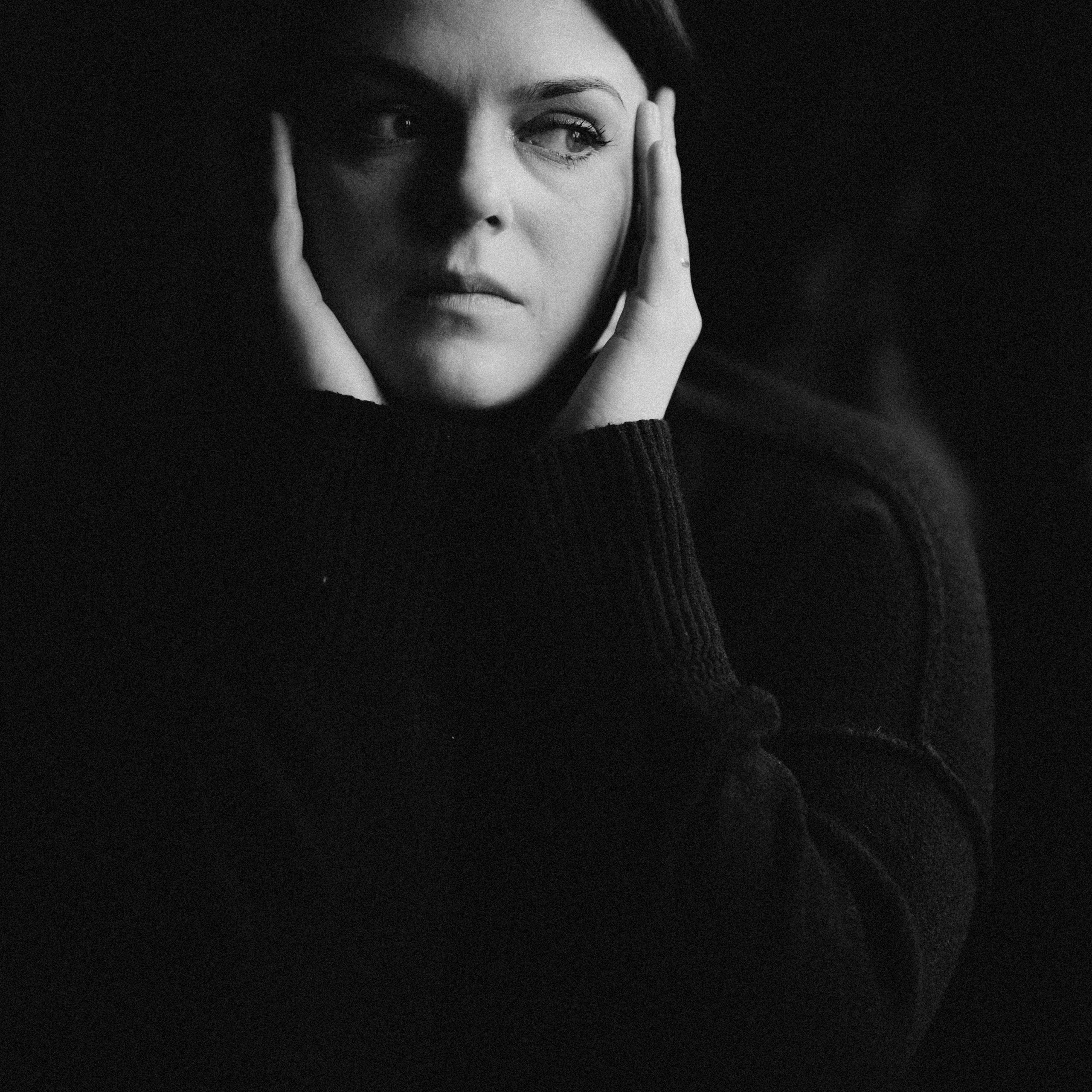 Ksenia. Photographer & Tour Guide Based in Scotland