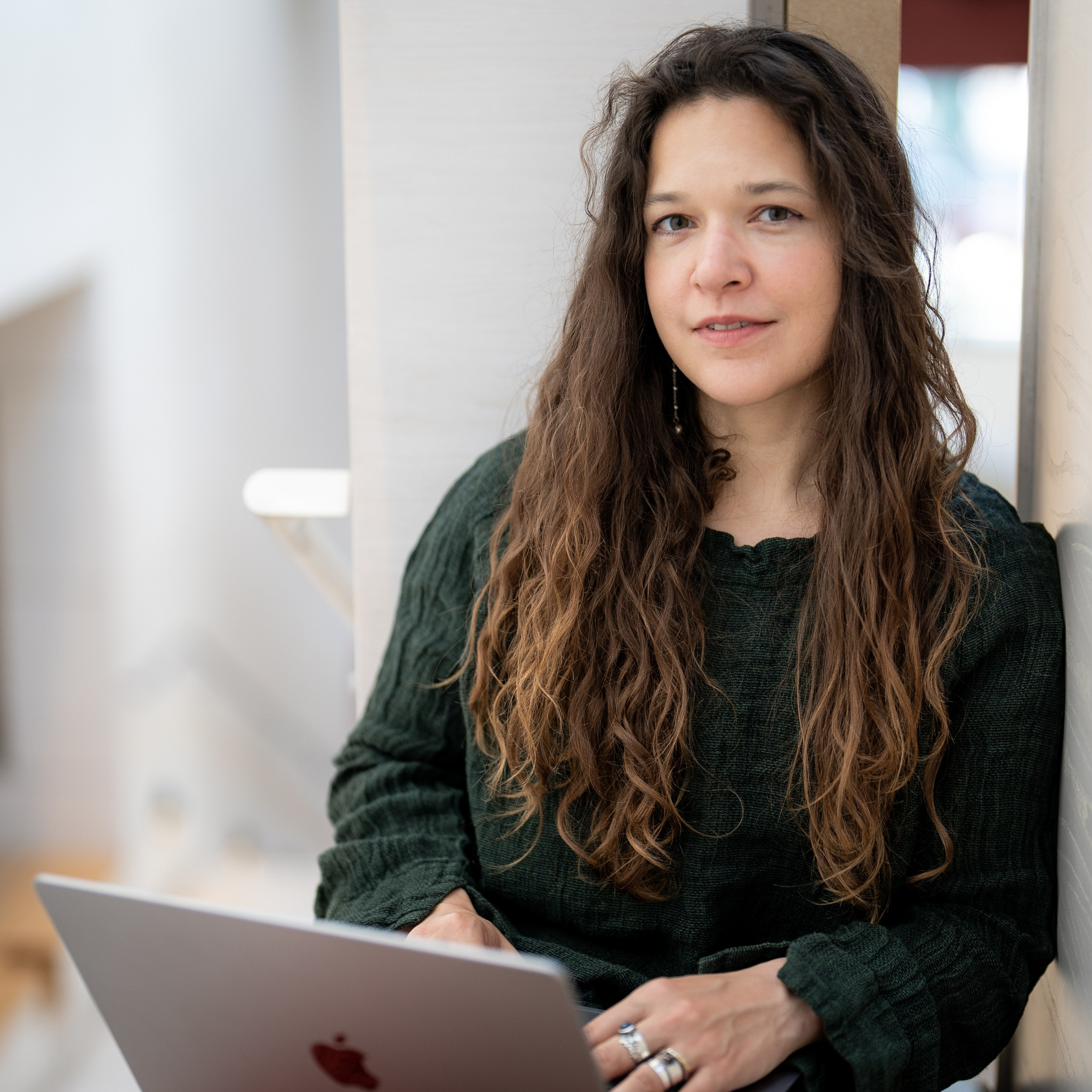 Irina CEO English school. Photographer & Tour Guide Based in Scotland