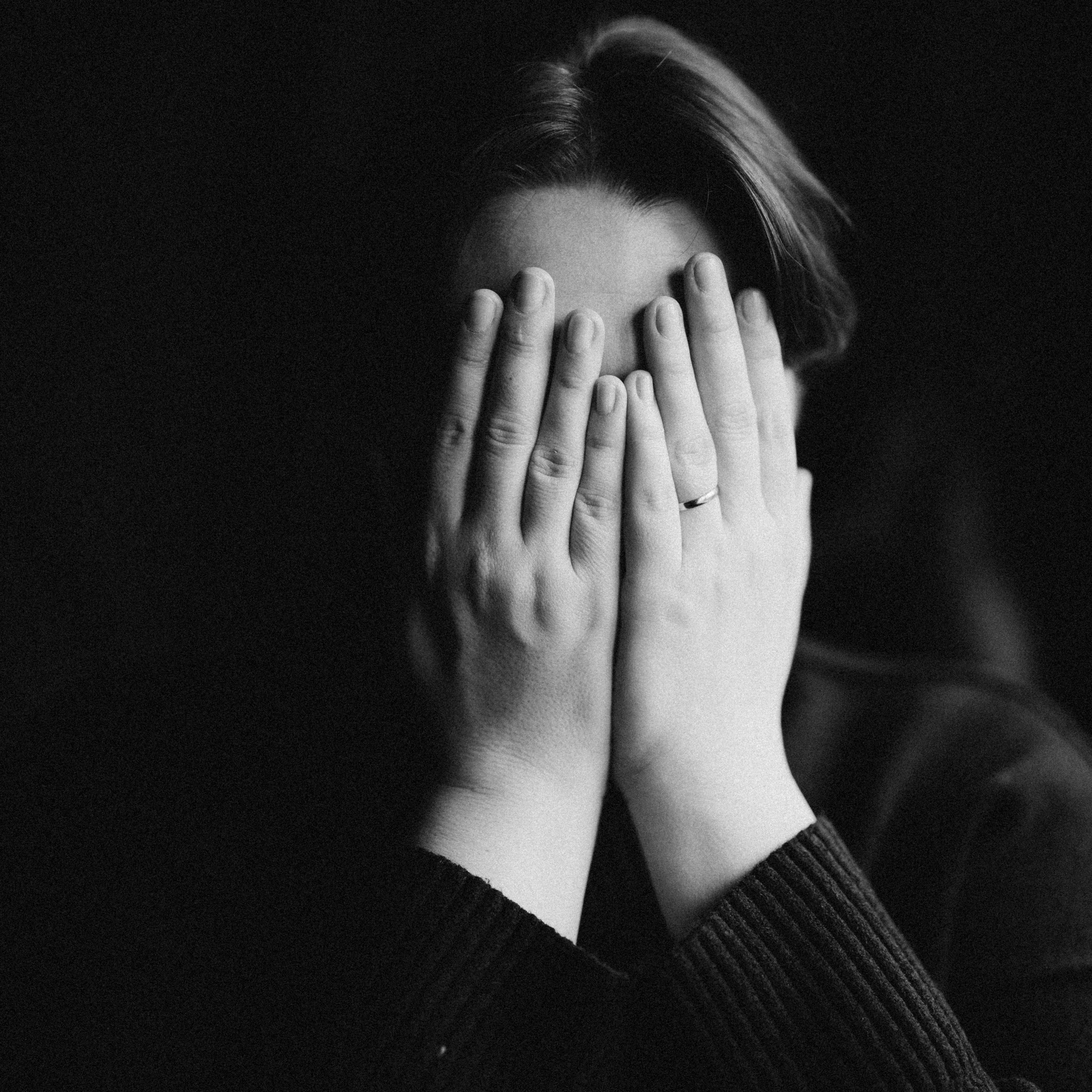 Ksenia. Photographer & Tour Guide Based in Scotland