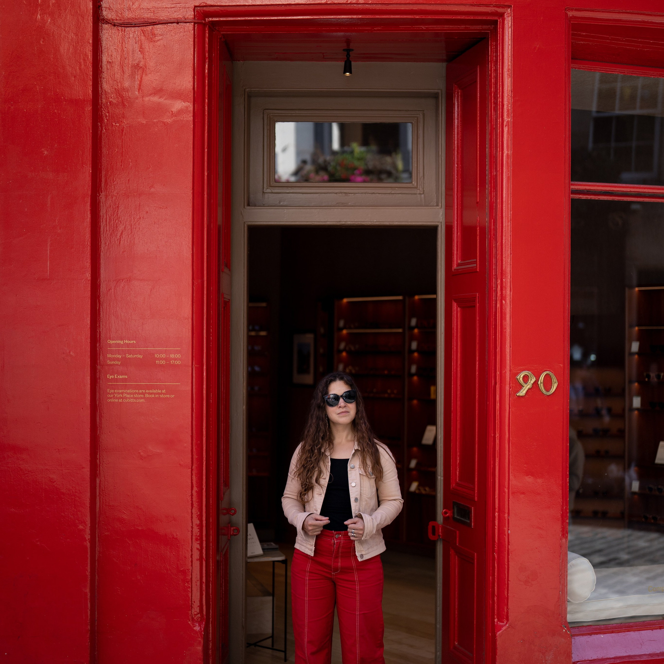 Irina CEO English school. Photographer & Tour Guide Based in Scotland