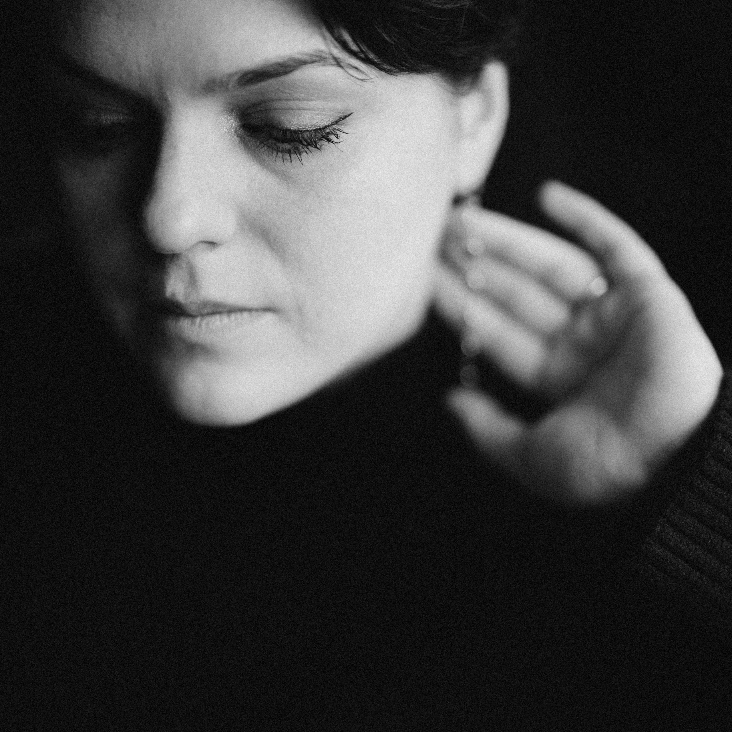 Ksenia. Photographer & Tour Guide Based in Scotland