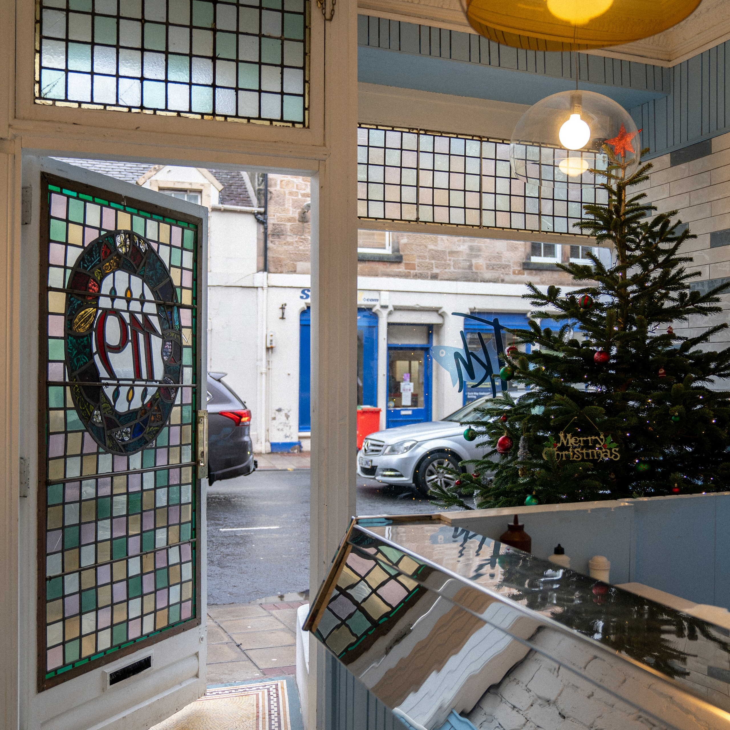 TKH cafe. Photographer & Tour Guide Based in Scotland